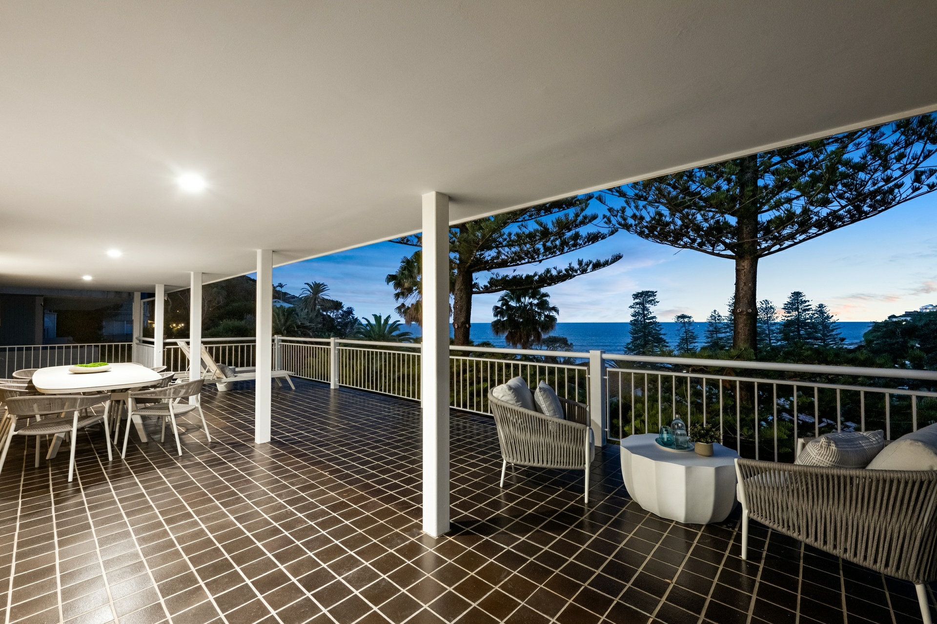 24 Palm Beach Road, PALM BEACH