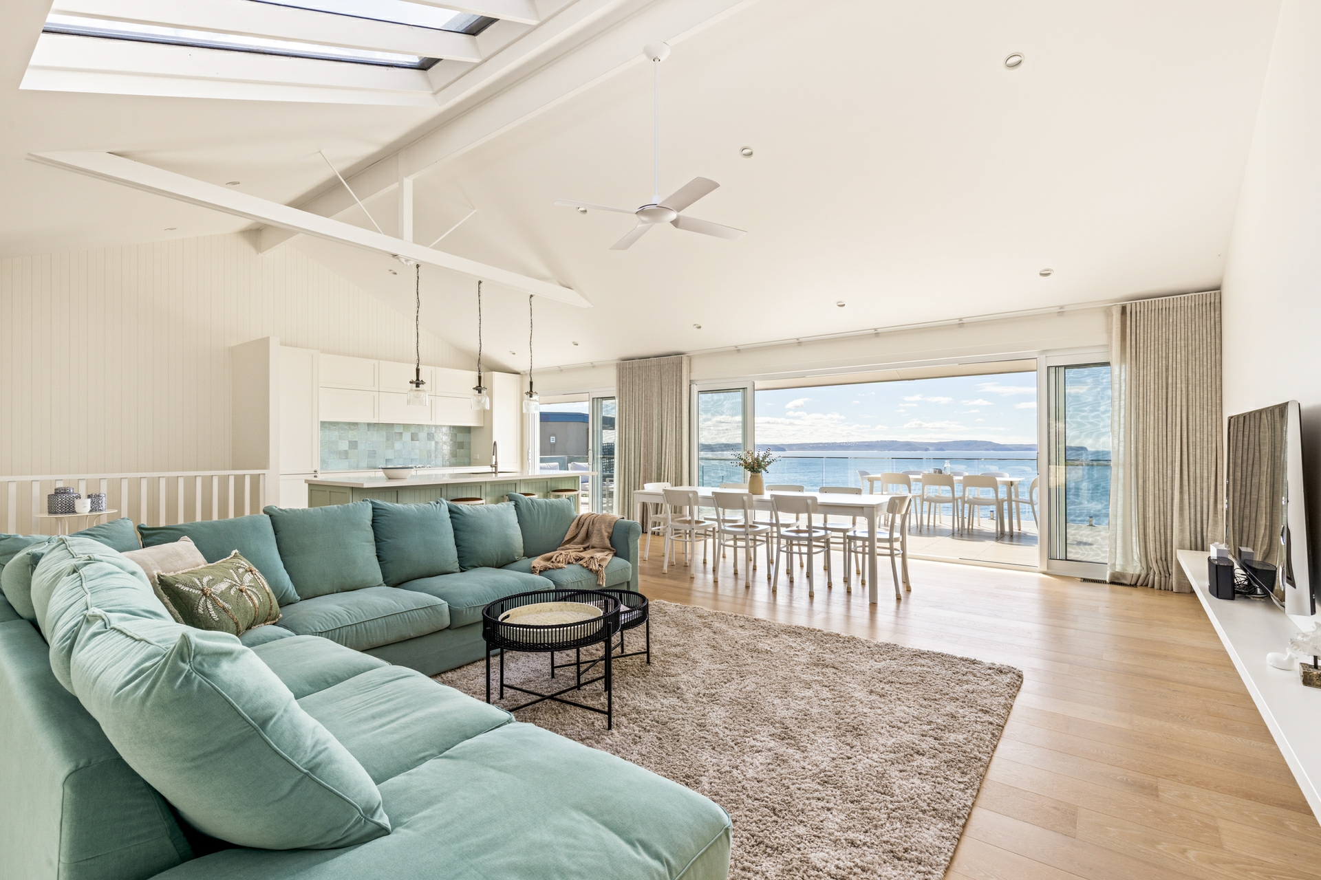 294 Whale Beach Road — photo 7 of 18