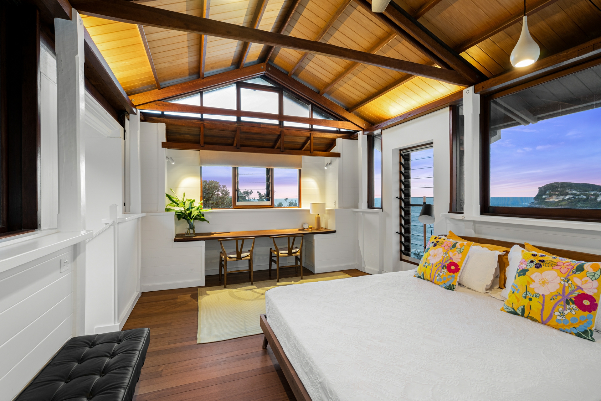 254 Whale Beach Road — photo 10 of 30