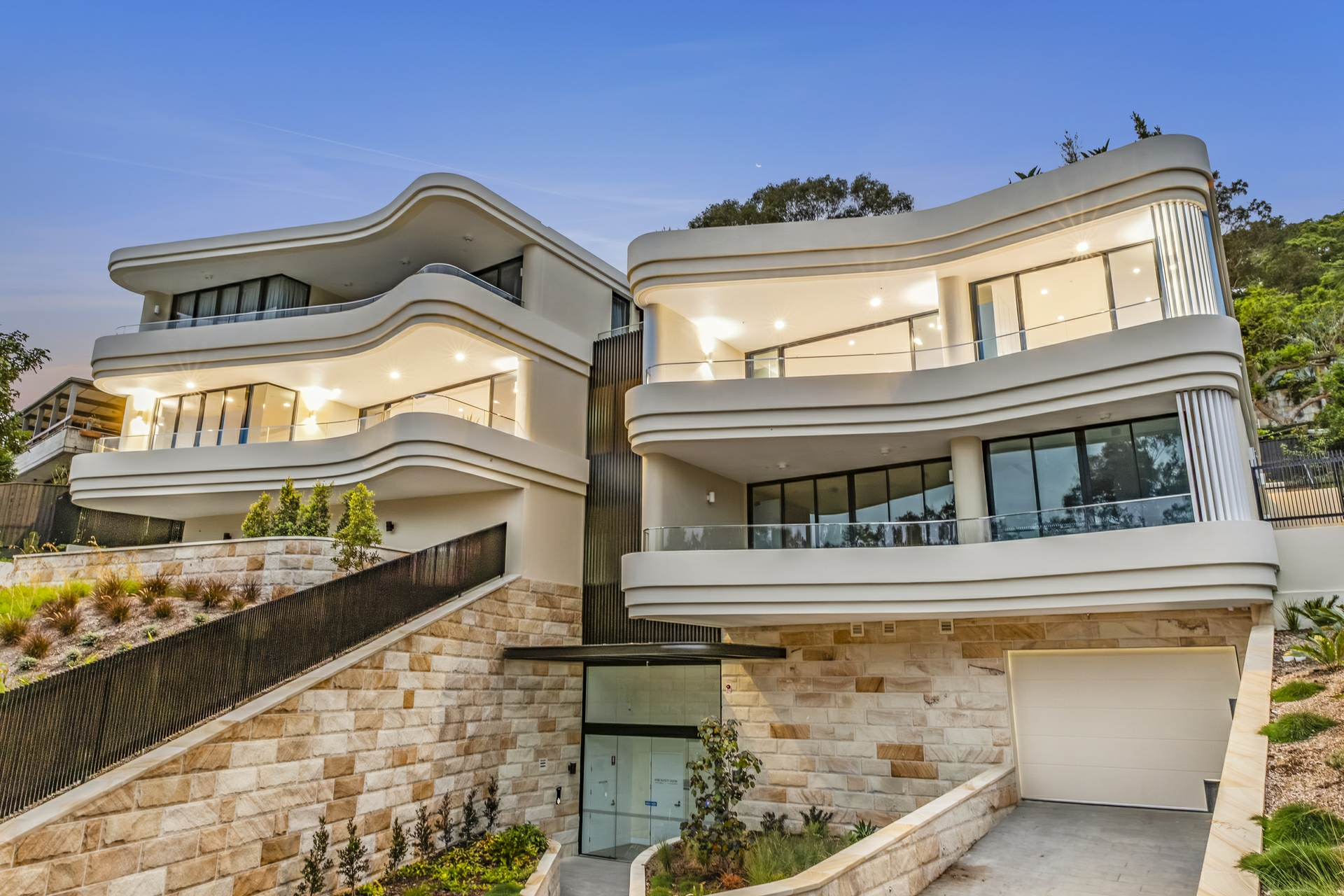 3/1955 Pittwater Road, Bayview