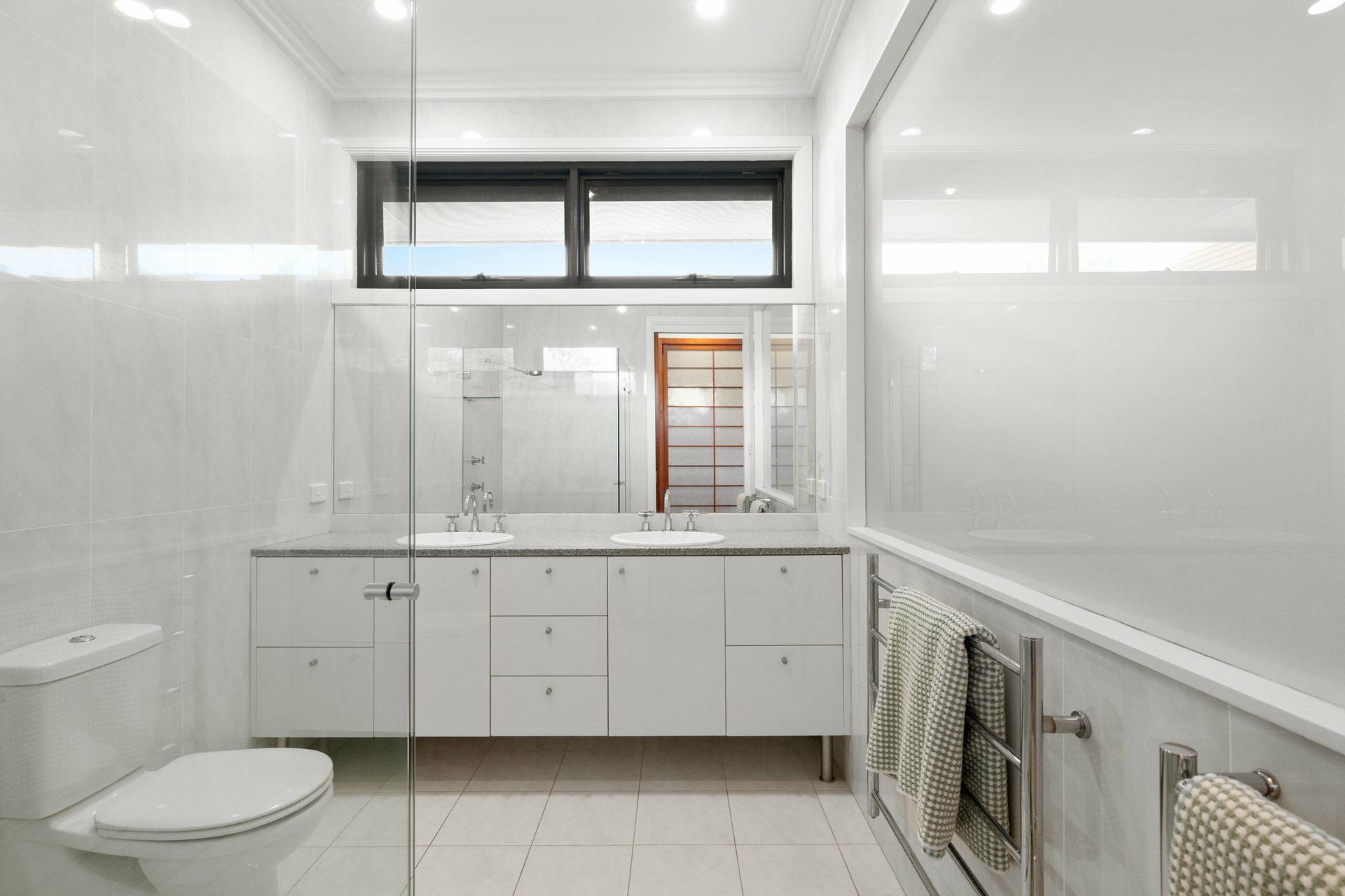 19 Ebor Road — photo 14 of 19