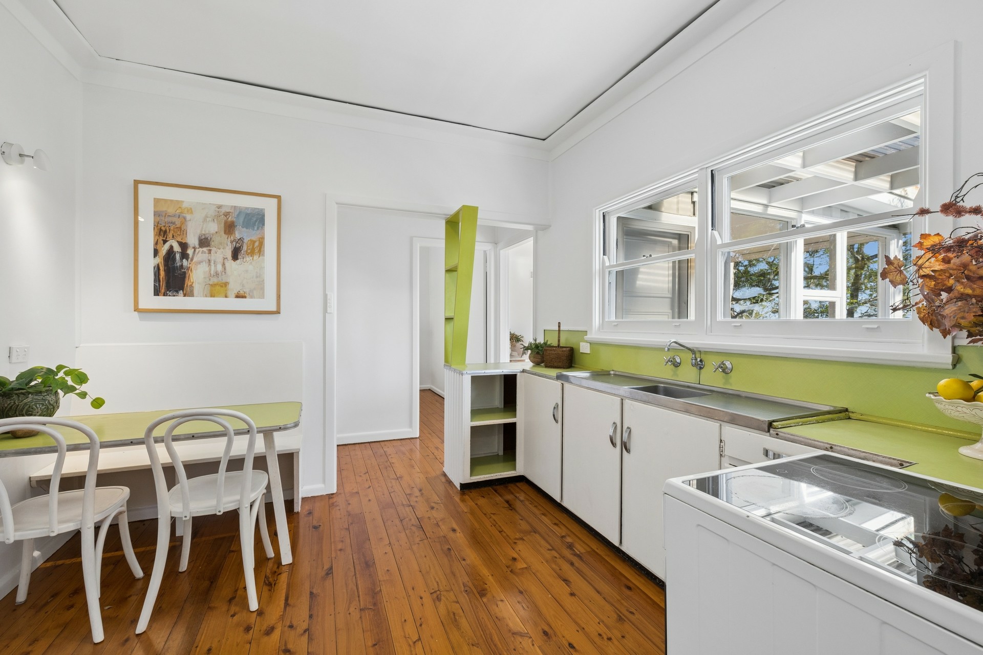 129 Whale Beach Road — photo 8 of 18