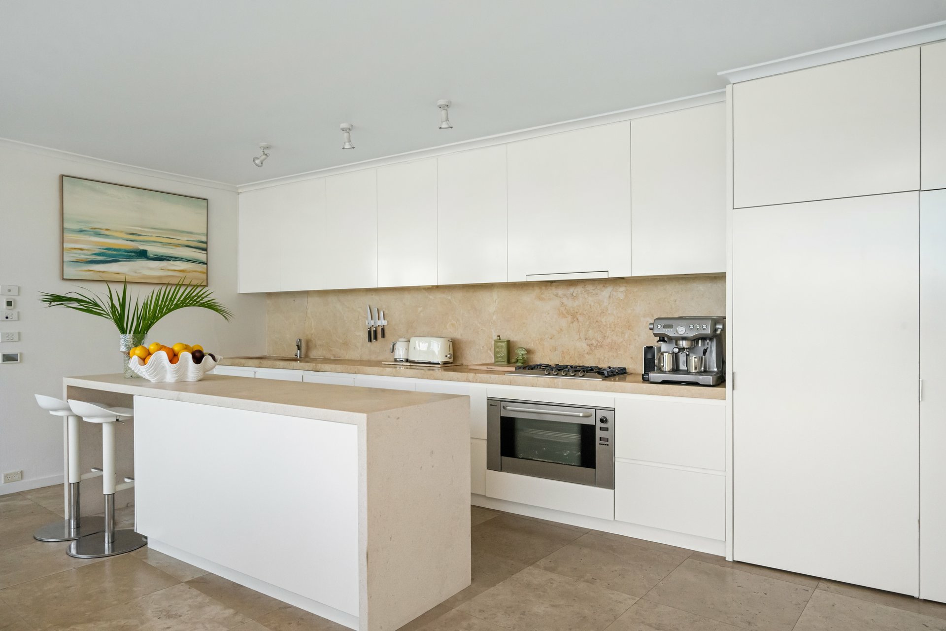 941 Barrenjoey Road — photo 10 of 16