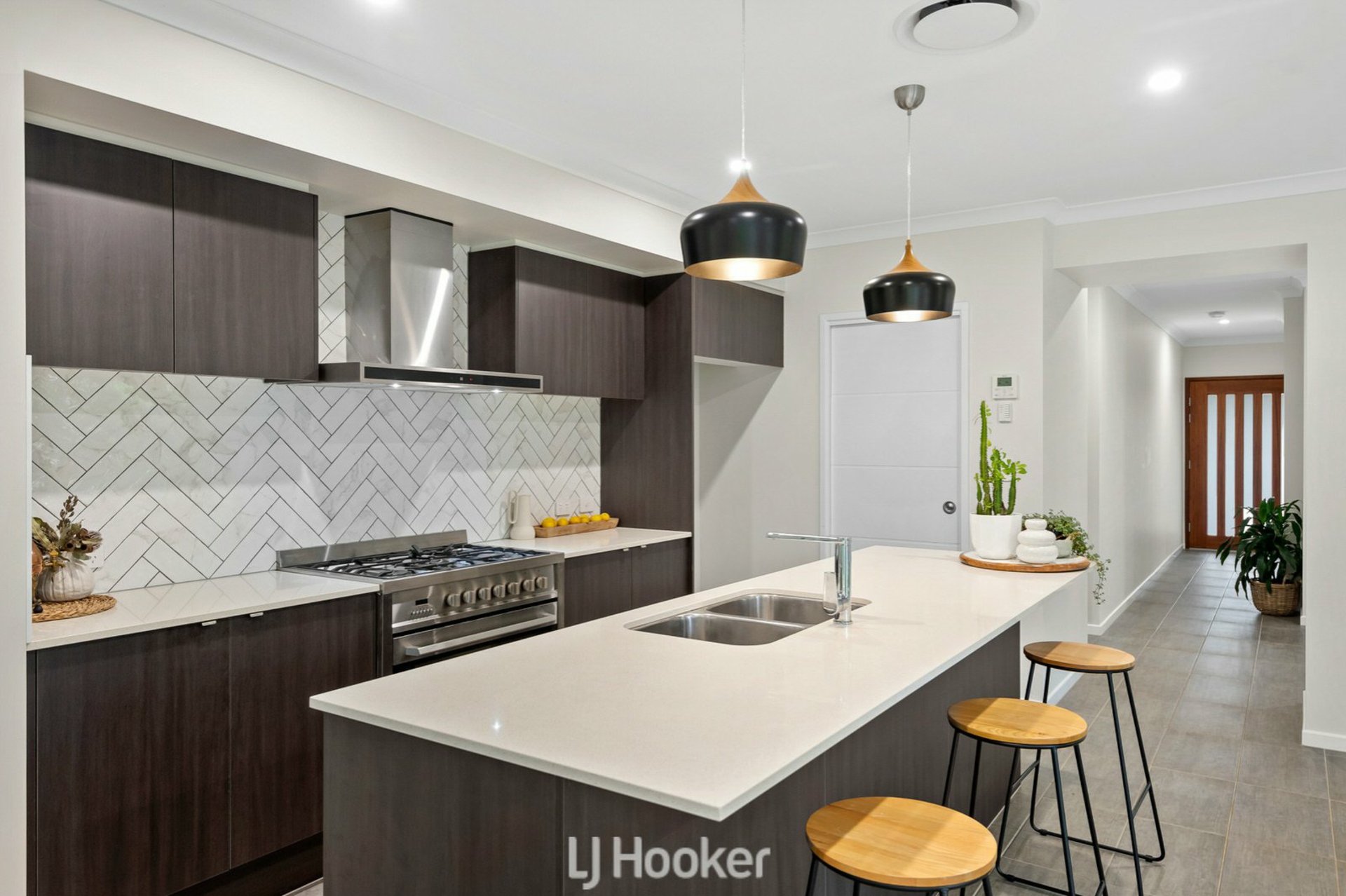 8 Pinehurst Court, ALSTONVILLE