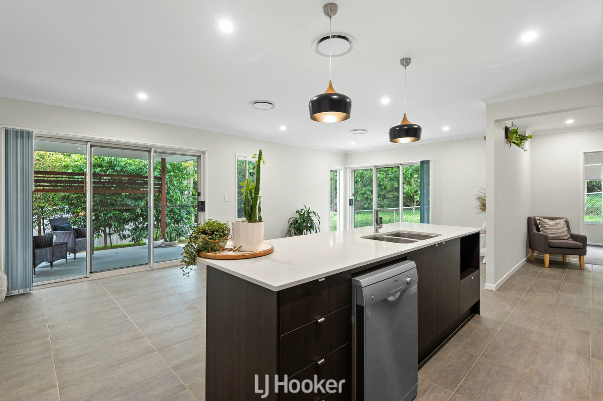 8 Pinehurst Court, ALSTONVILLE