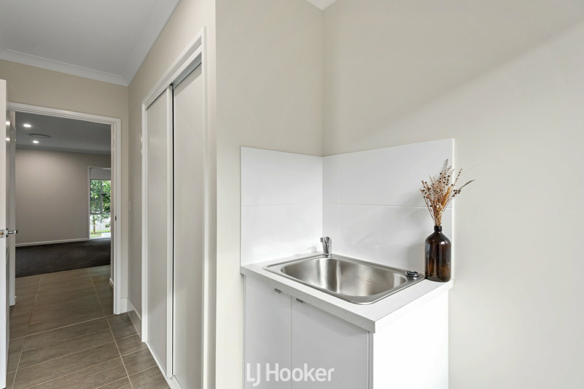 8 Pinehurst Court, ALSTONVILLE