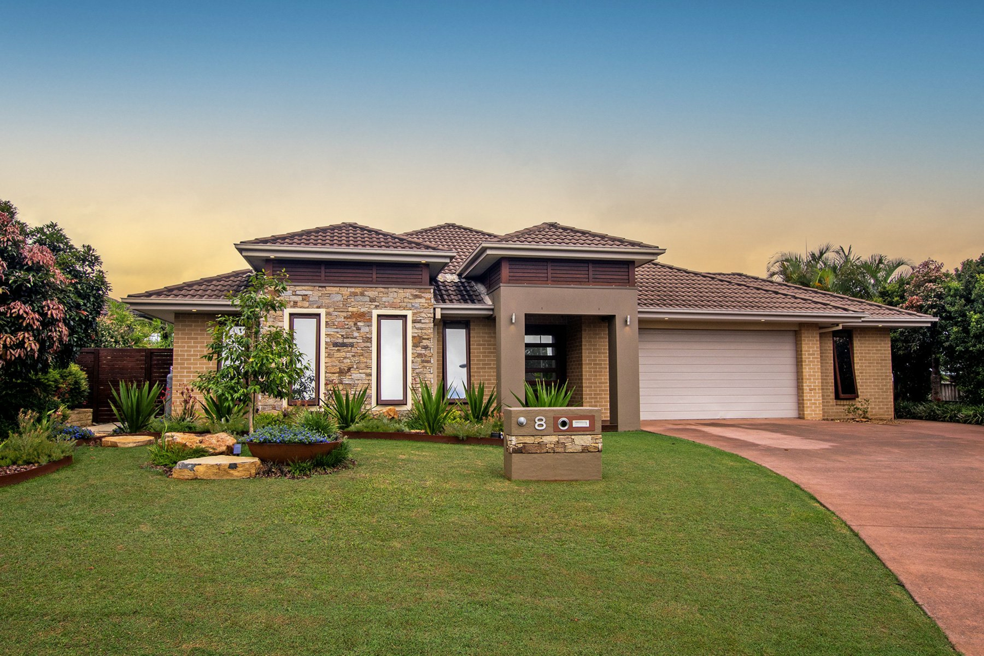 8 Clovelly Place, WOLLONGBAR