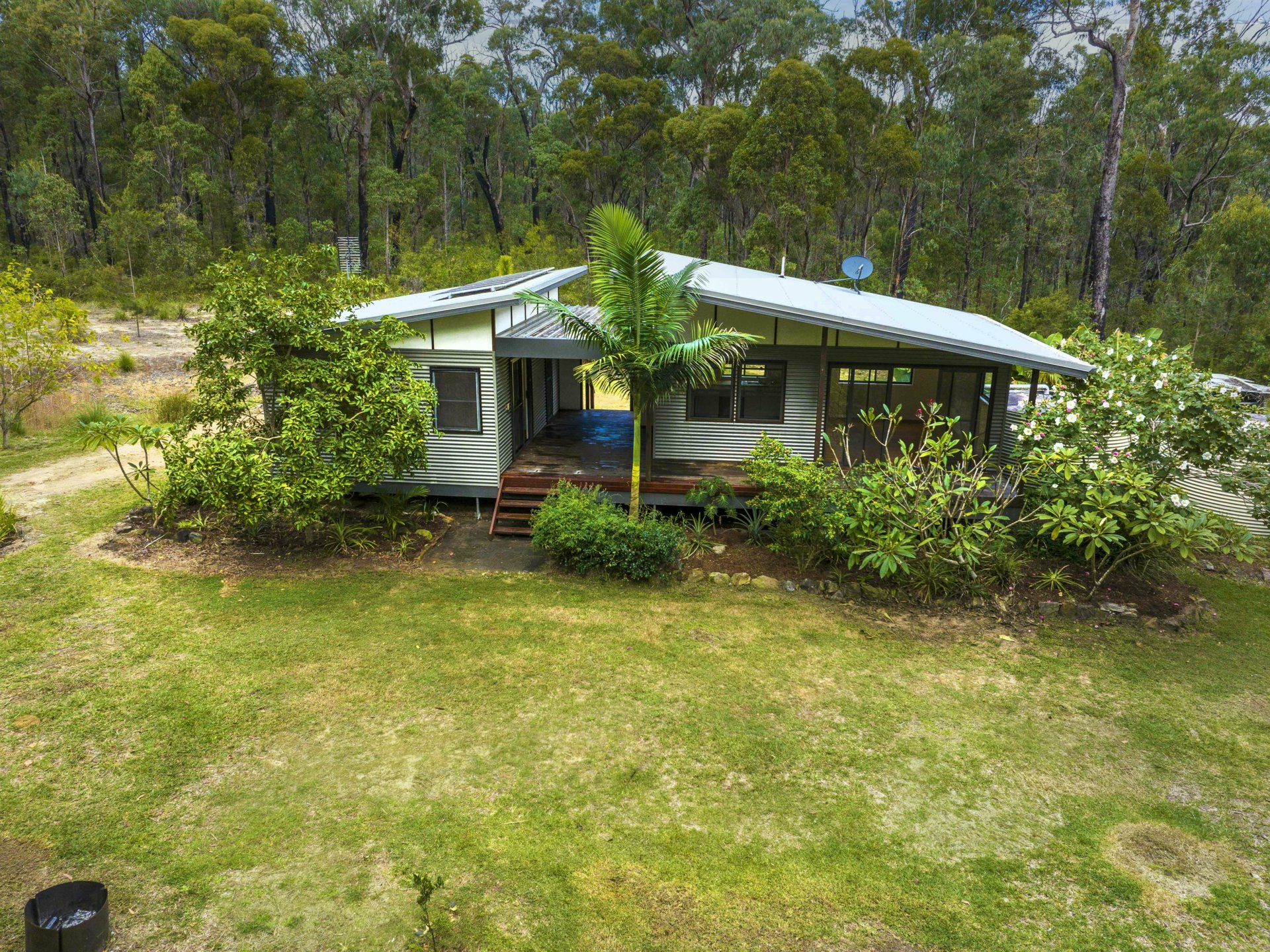 99 Whipbird Drive, ASHBY HEIGHTS