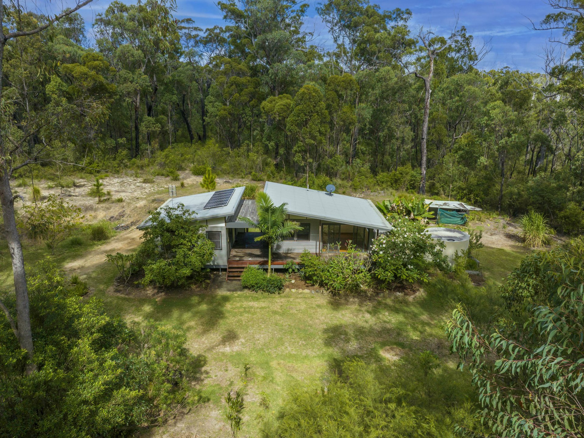 99 Whipbird Drive, ASHBY HEIGHTS