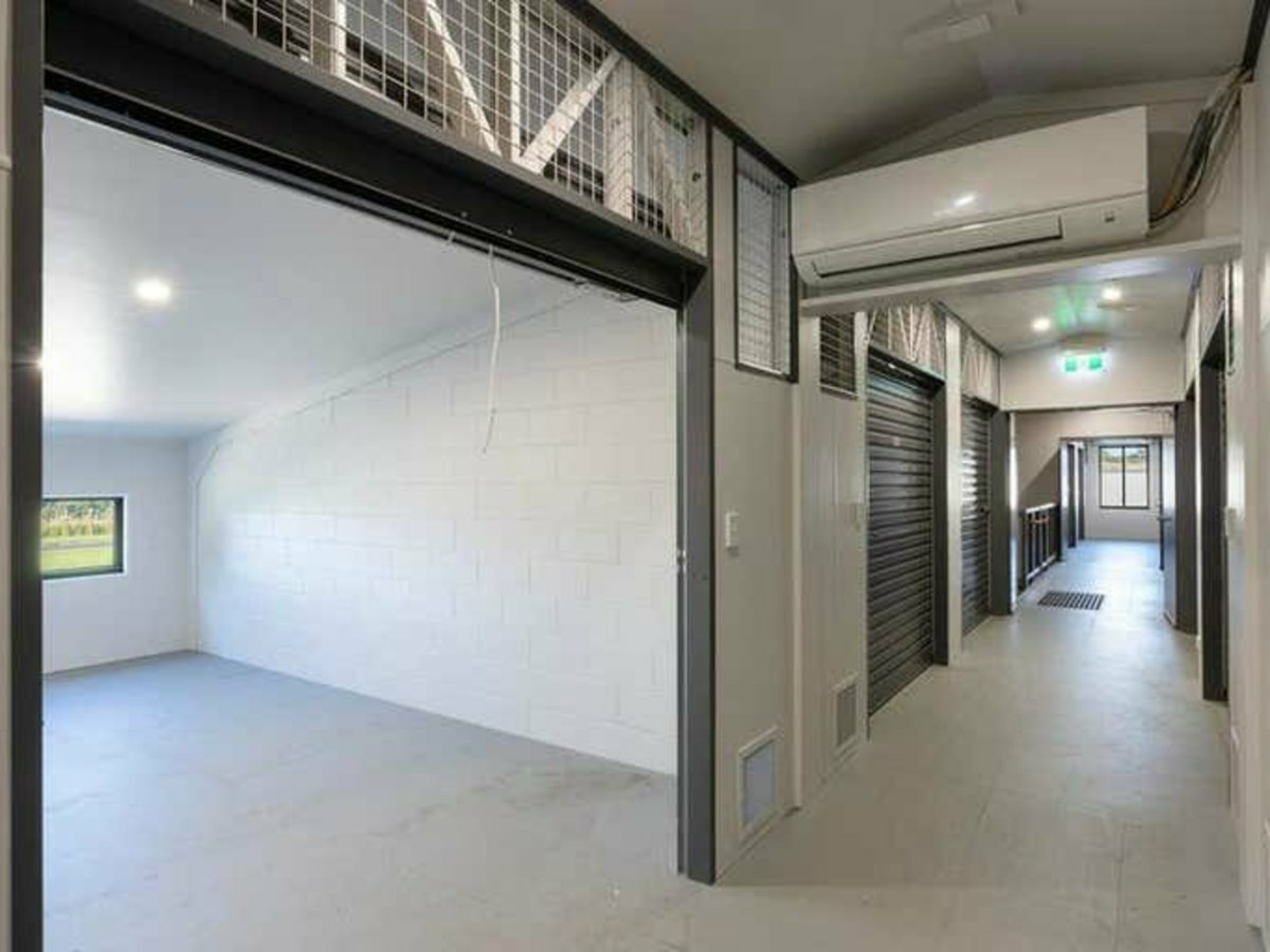 12 Northcott Crescent — photo 7 of 8