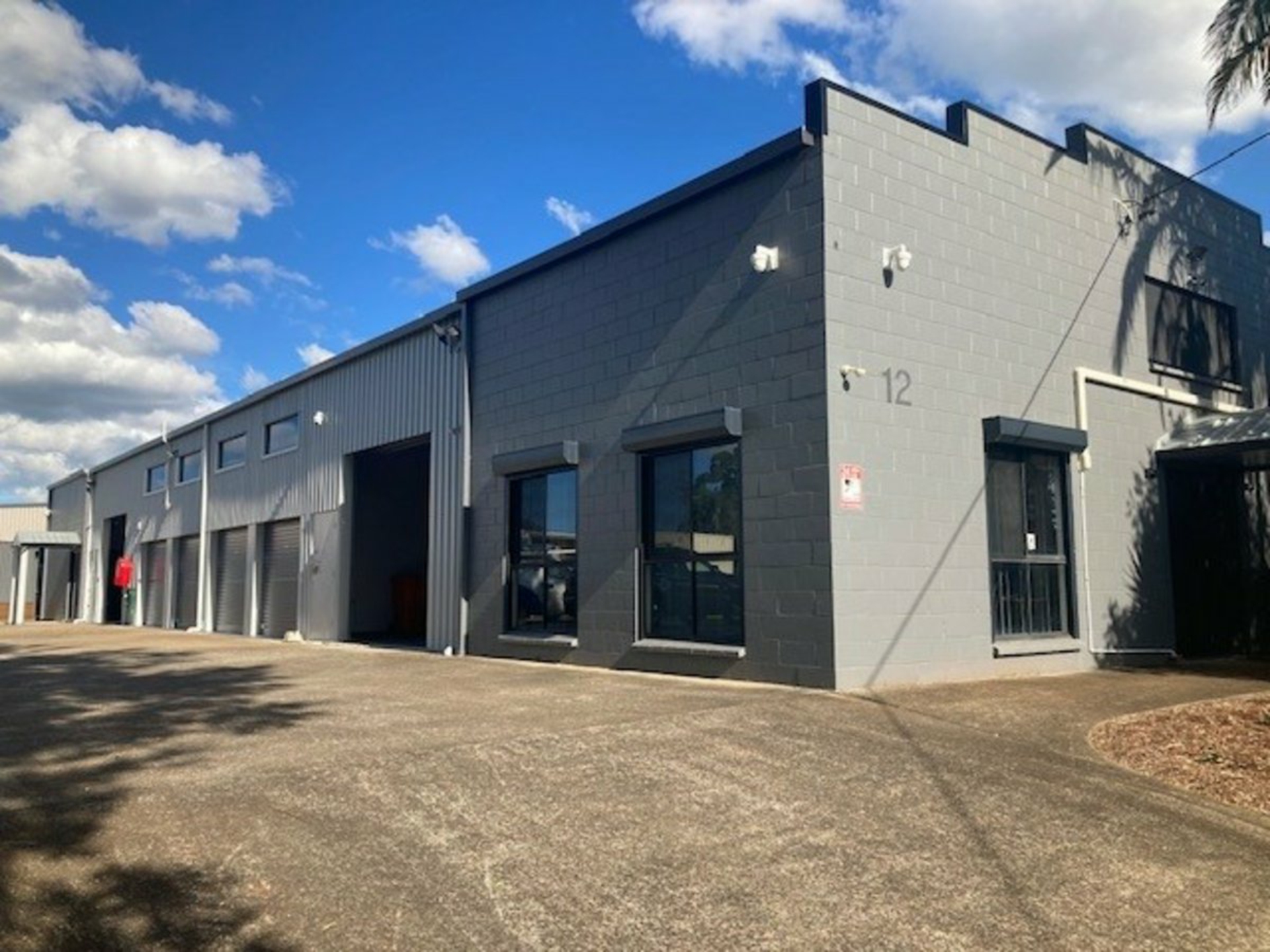 12 Northcott Crescent — photo 8 of 8