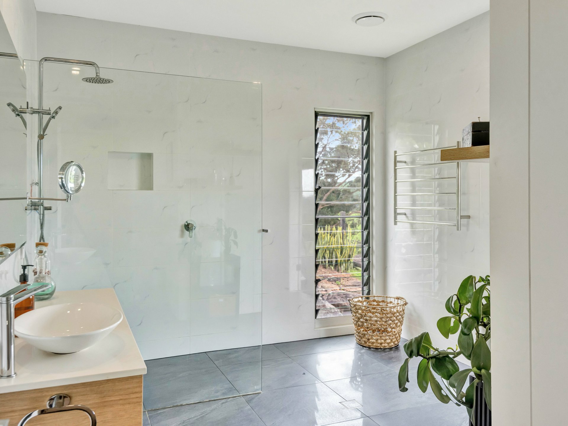 219 Henson Road, WYRALLAH