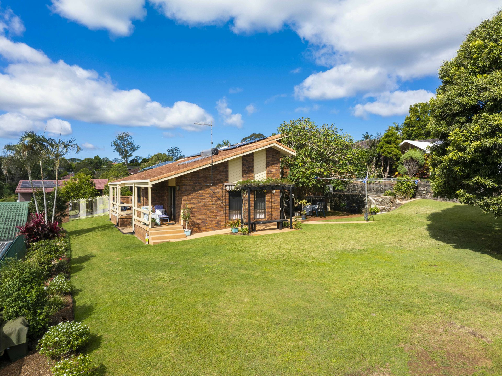 40 Sunrise Cresent, GOONELLABAH