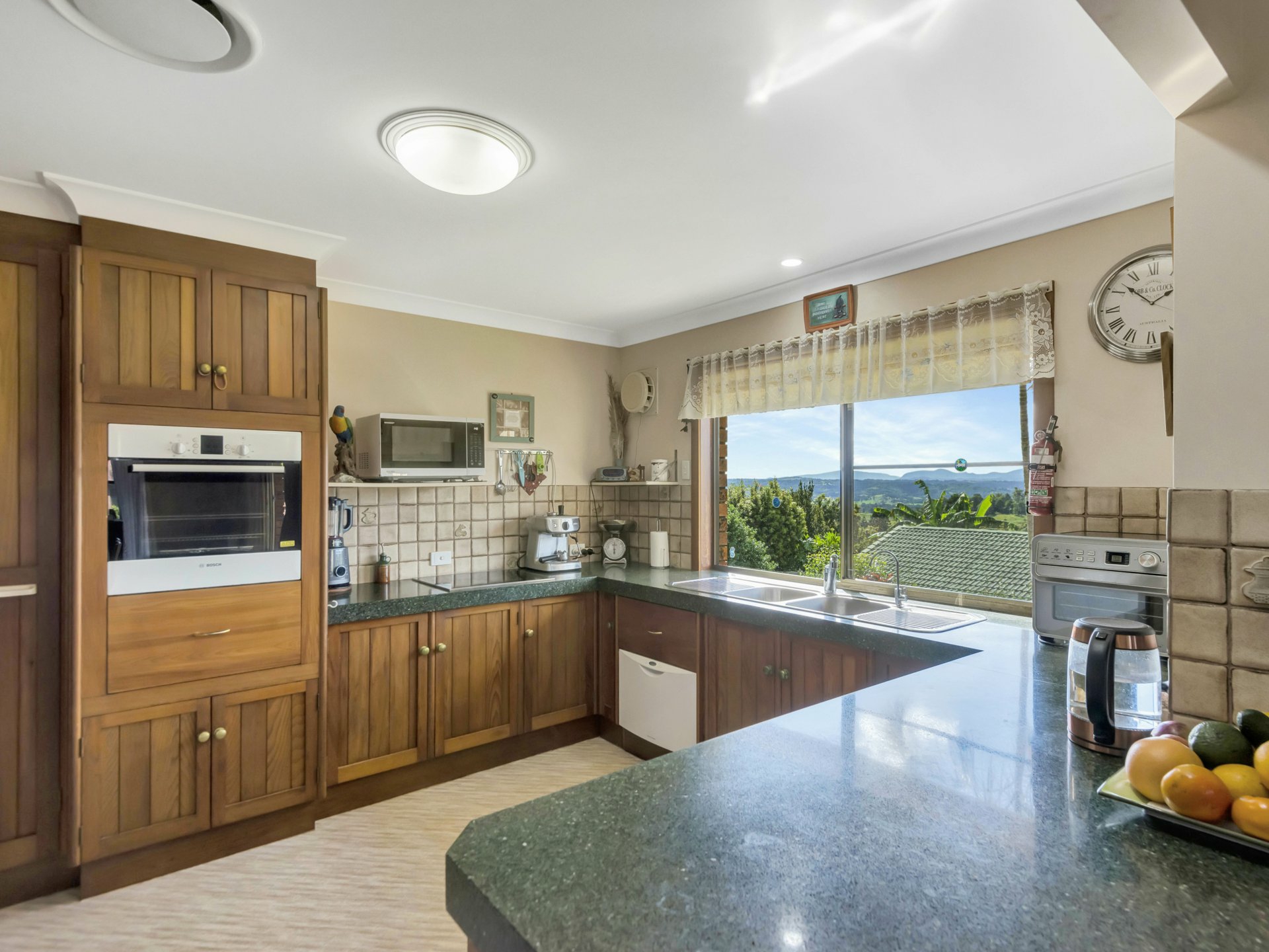 40 Sunrise Cresent, GOONELLABAH