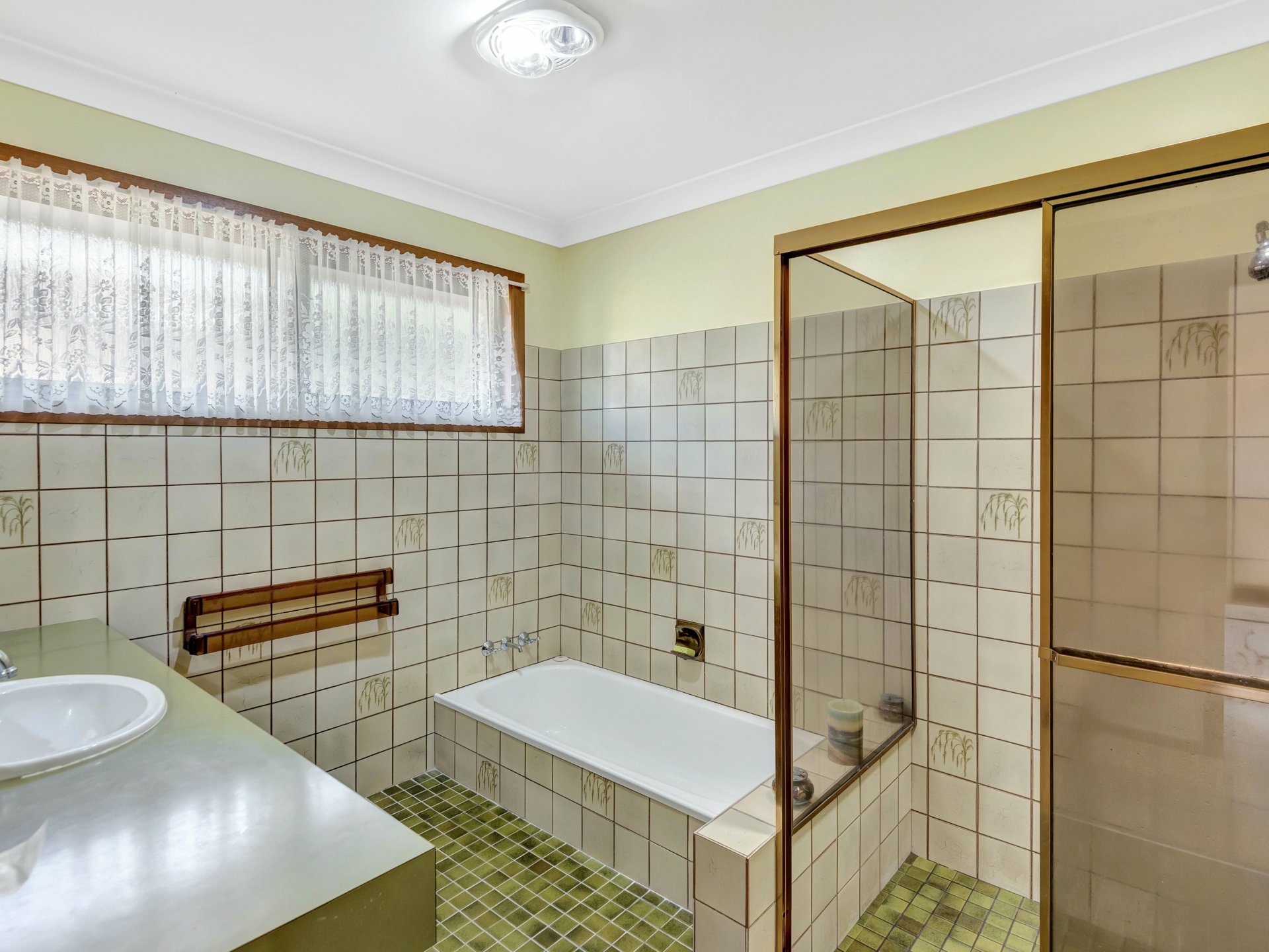 40 Sunrise Cresent, GOONELLABAH