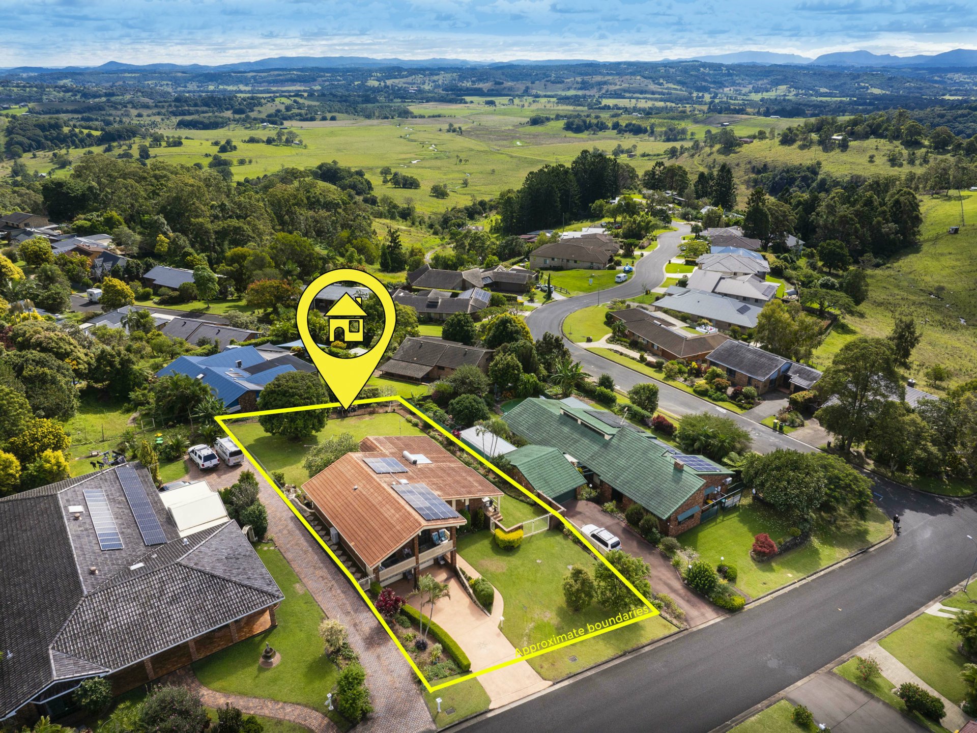 40 Sunrise Cresent, GOONELLABAH