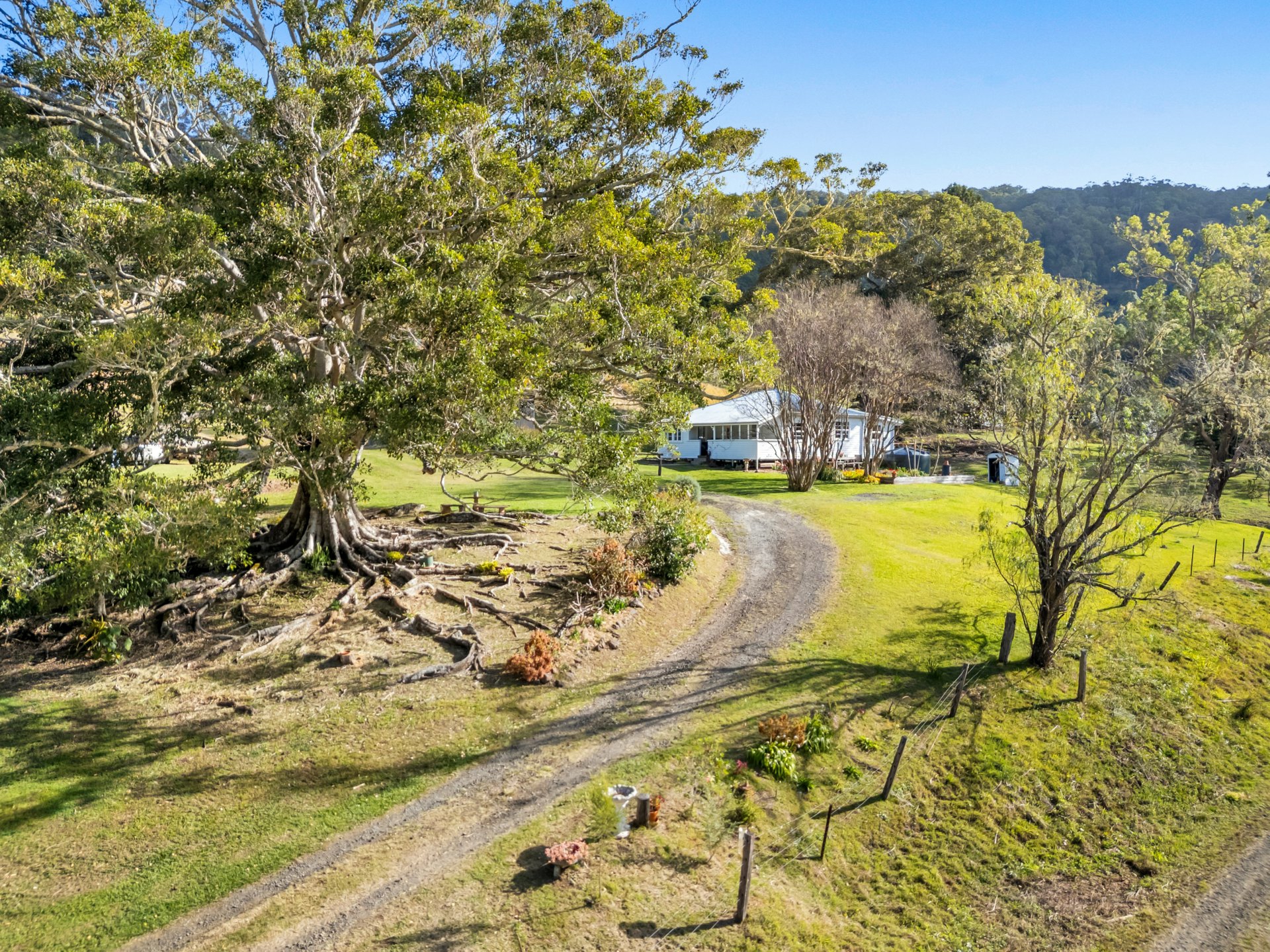 124 Hart Road, Larnook