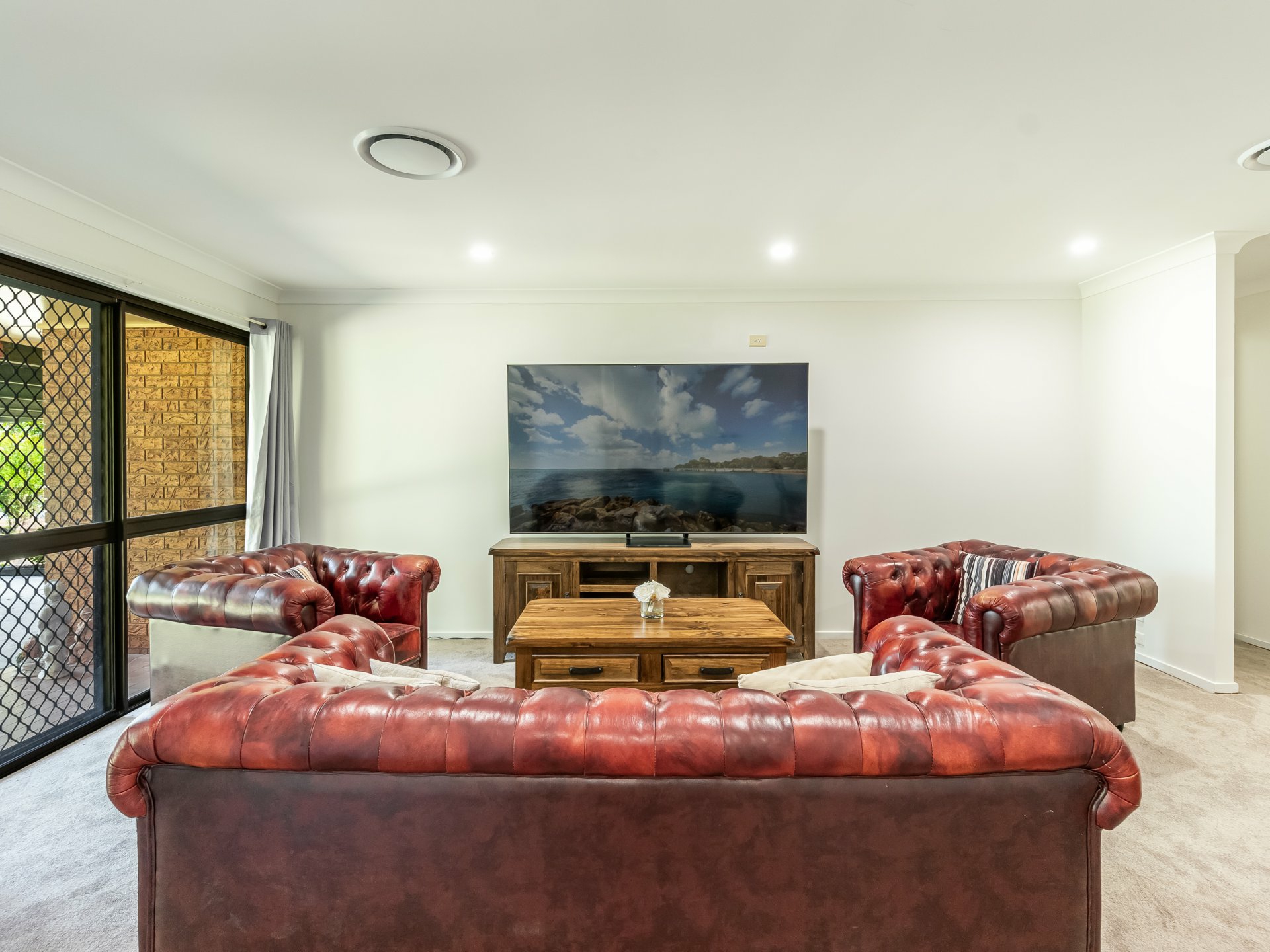 9 Laihaina Crescent — photo 4 of 18
