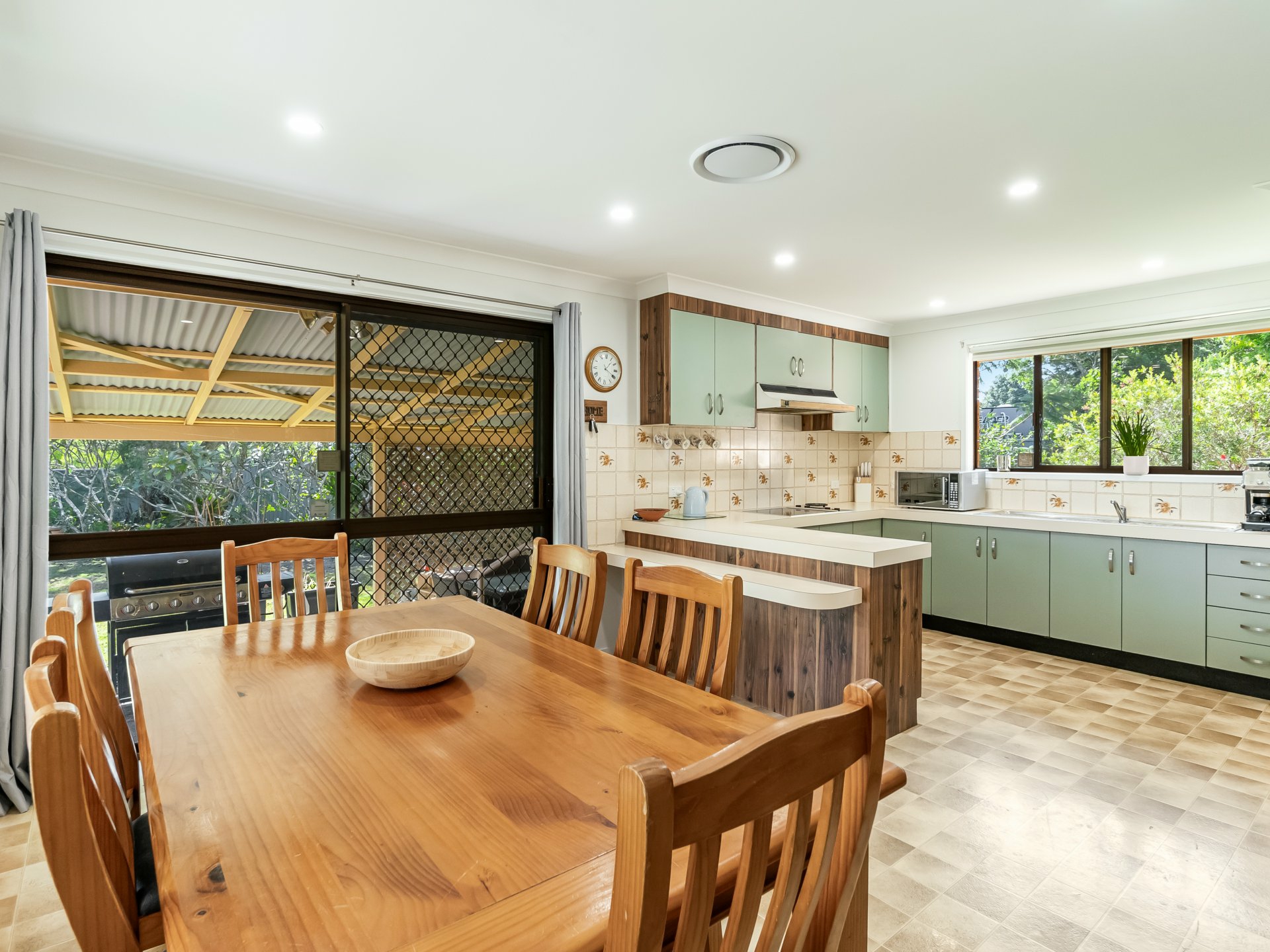 9 Laihaina Crescent — photo 5 of 18