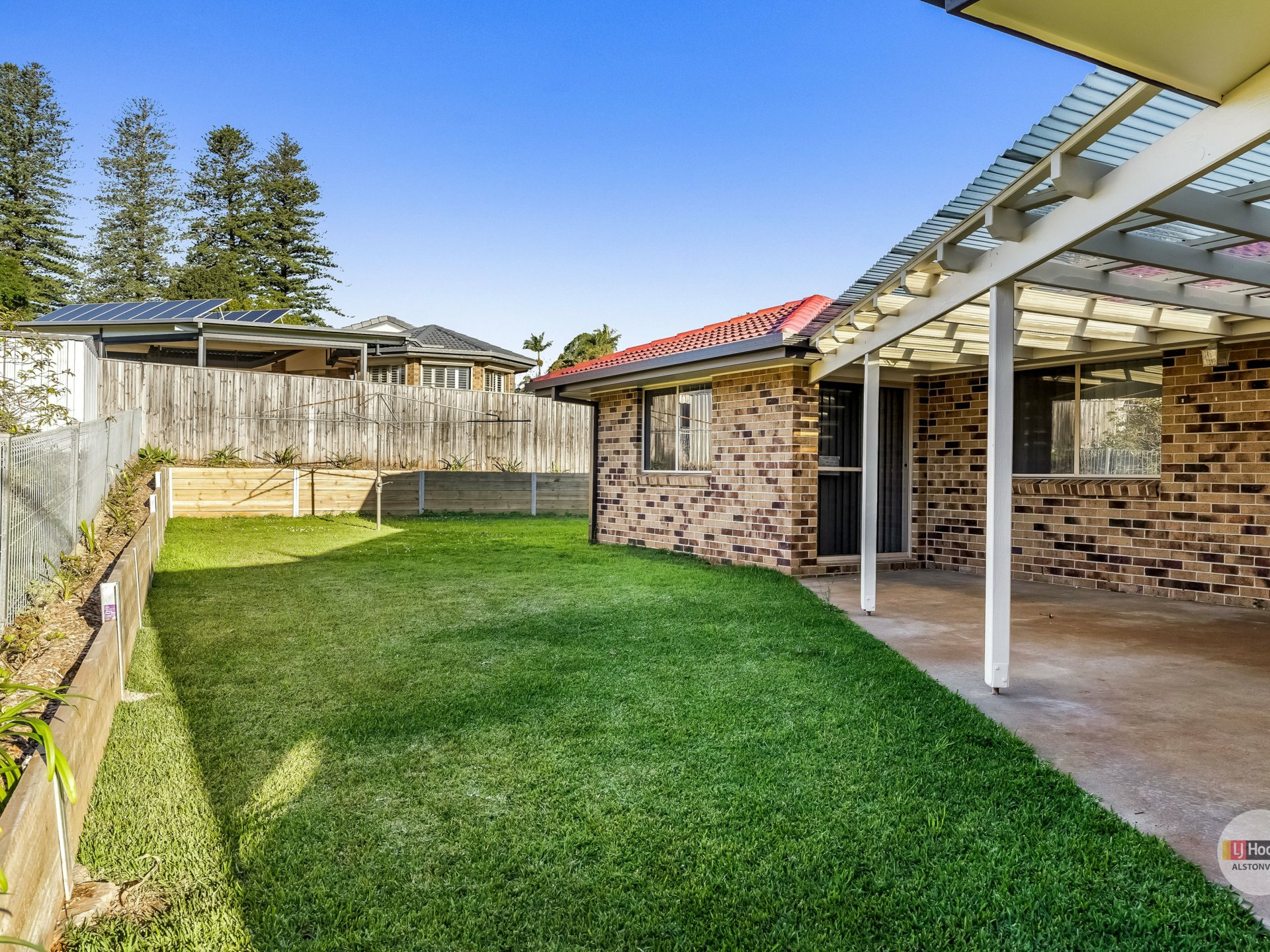 40 Tanamera Drive — photo 8 of 17
