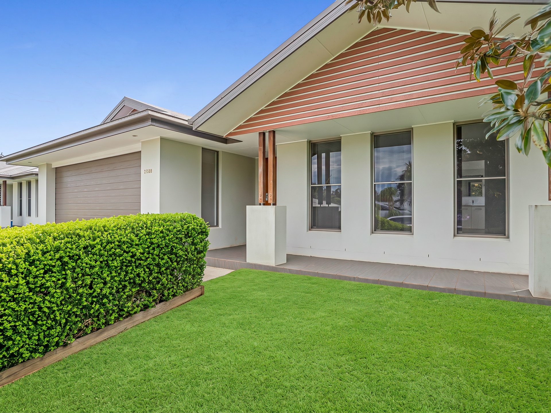 Unit 2/30b Smiths Lane — photo 2 of 17