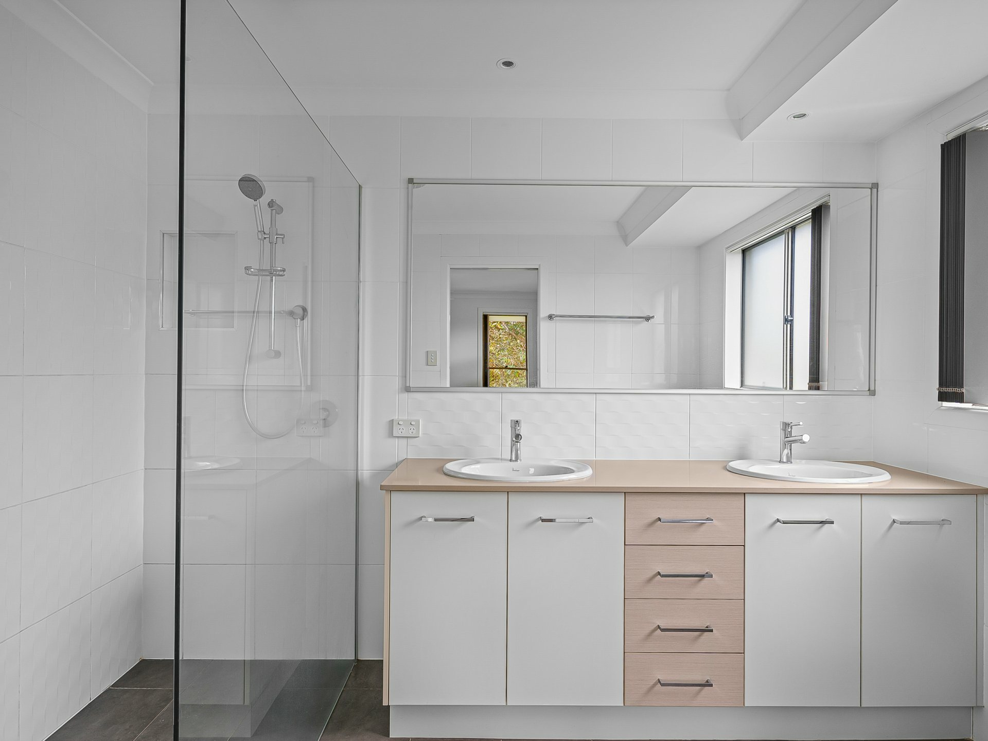 Unit 2/30b Smiths Lane — photo 10 of 17
