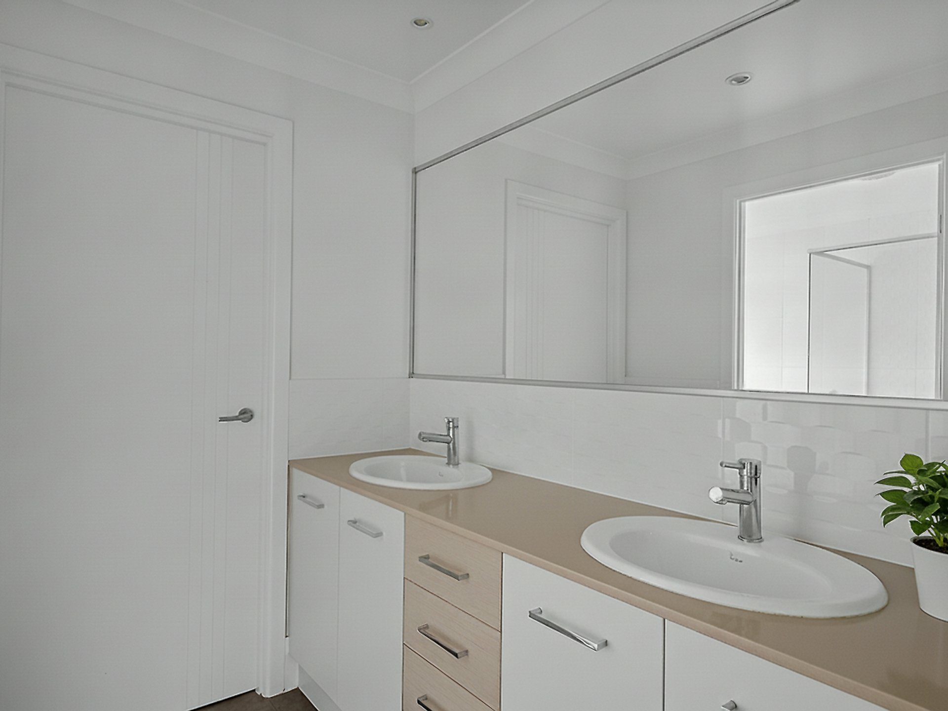 Unit 2/30b Smiths Lane — photo 14 of 17