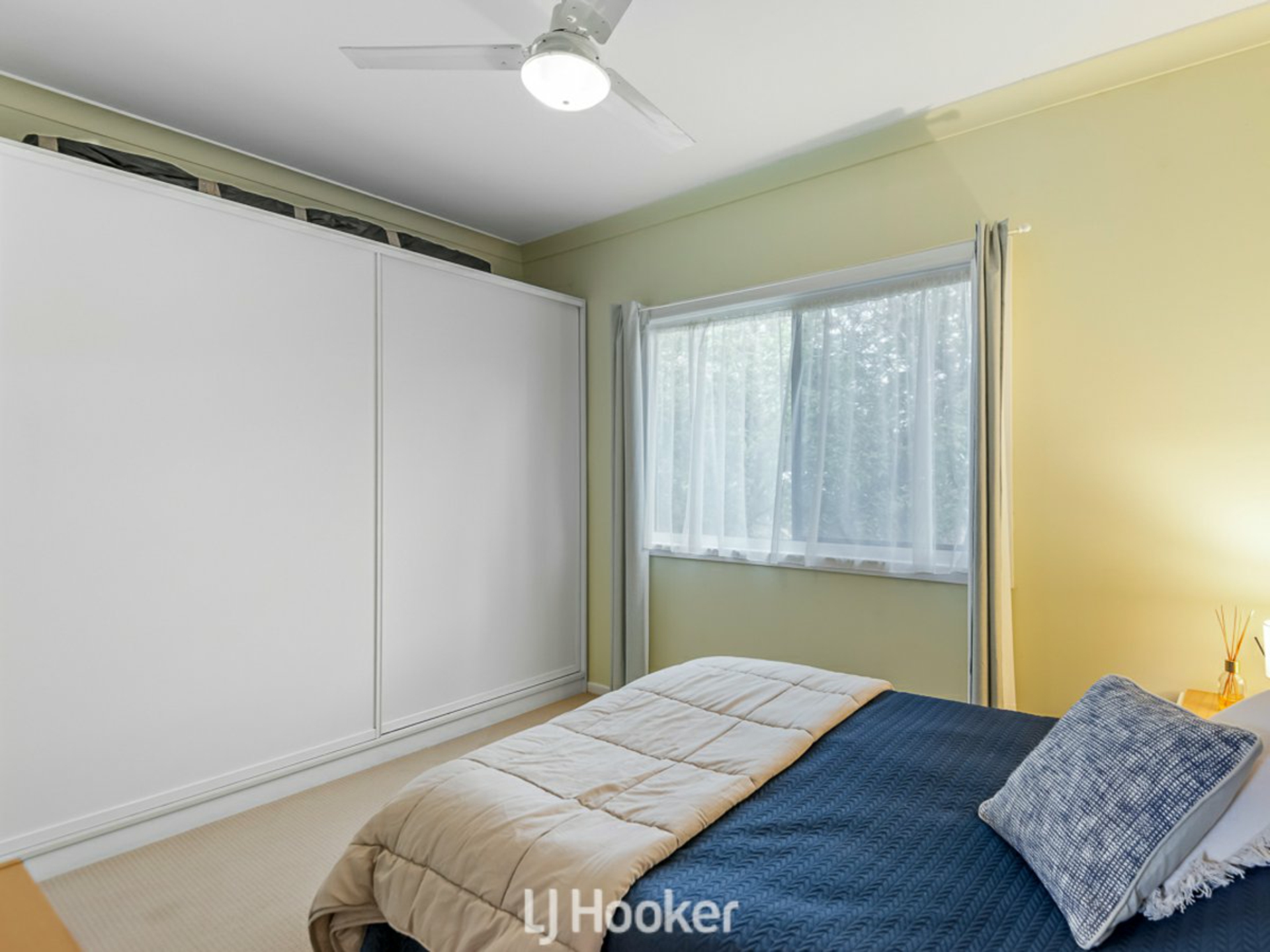 33 Hills Road — photo 16 of 30