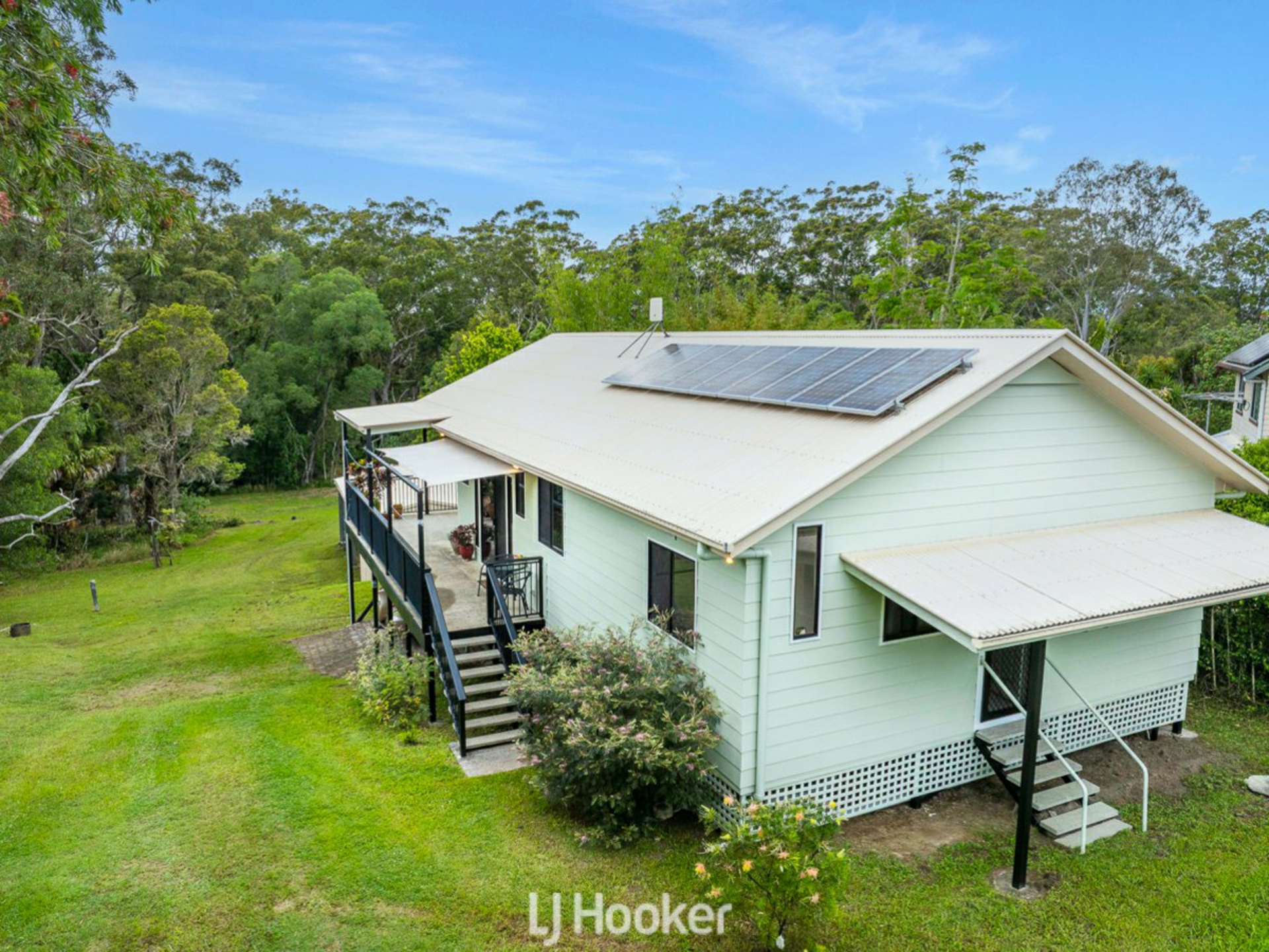 33 Hills Road — photo 25 of 30