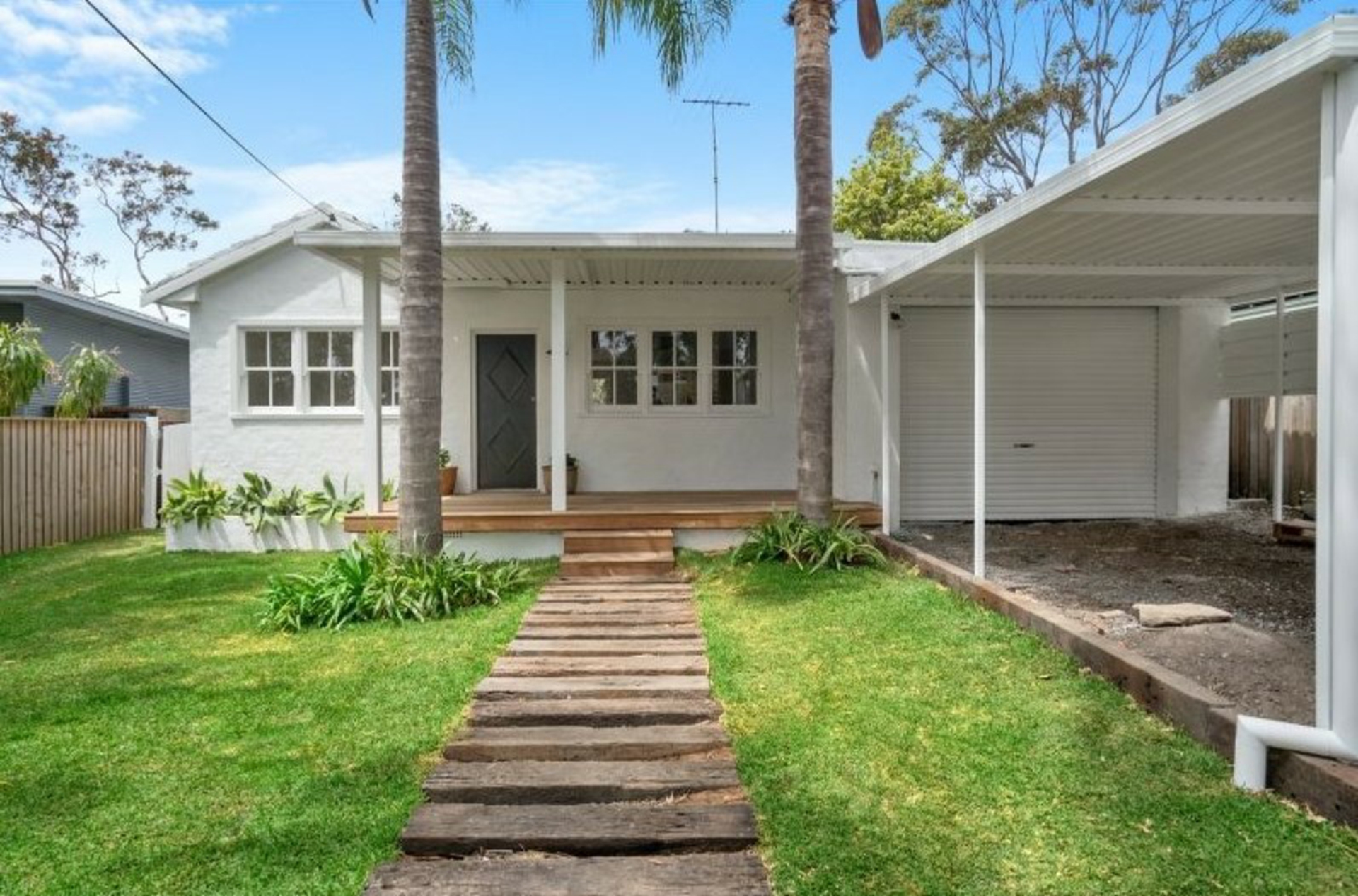 11 Lewis Street, Avalon Beach