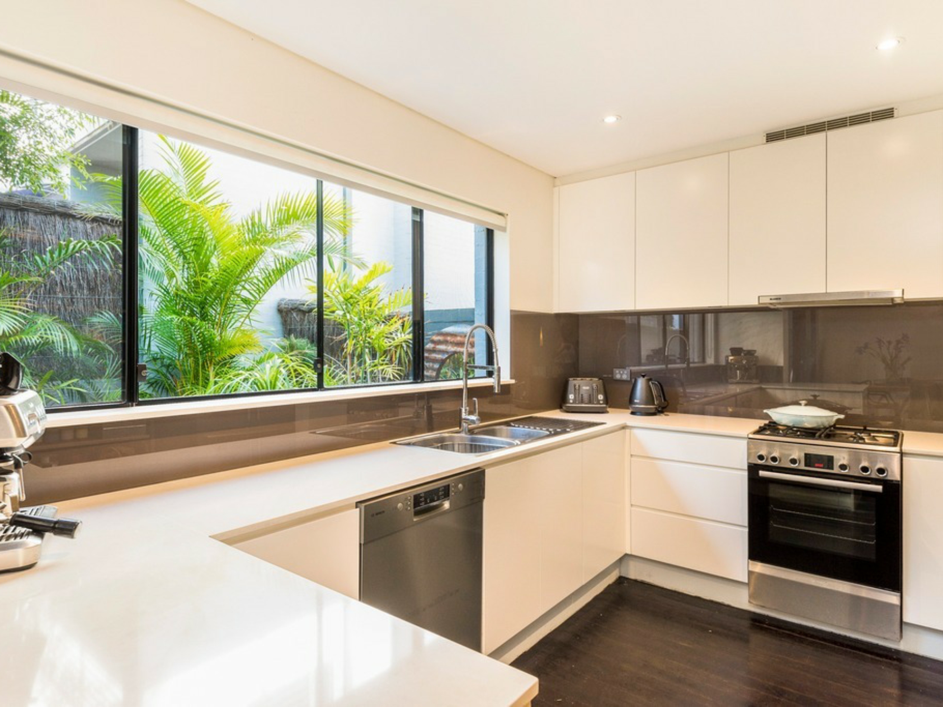 2/16 The Crescent, AVALON BEACH