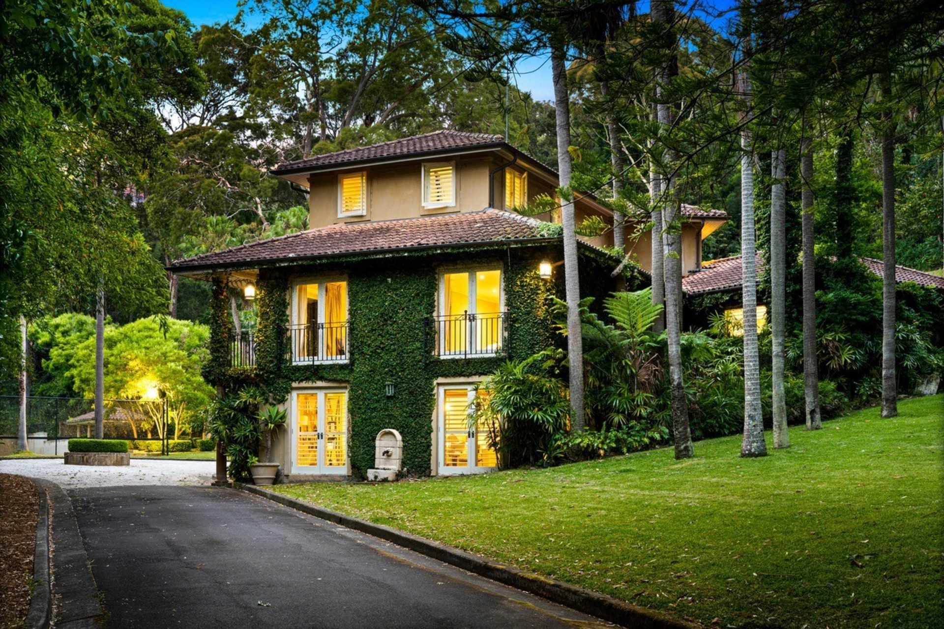 40 Ruskin Rowe, AVALON BEACH
