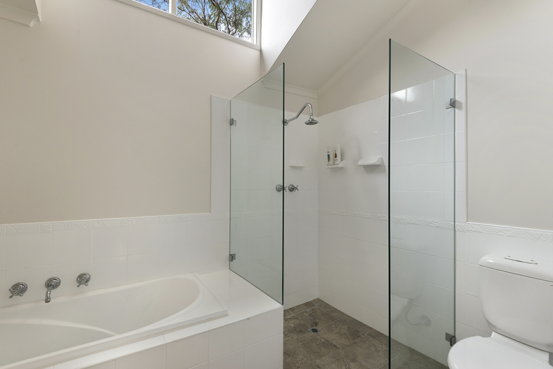 77 Cabarita Road, AVALON BEACH