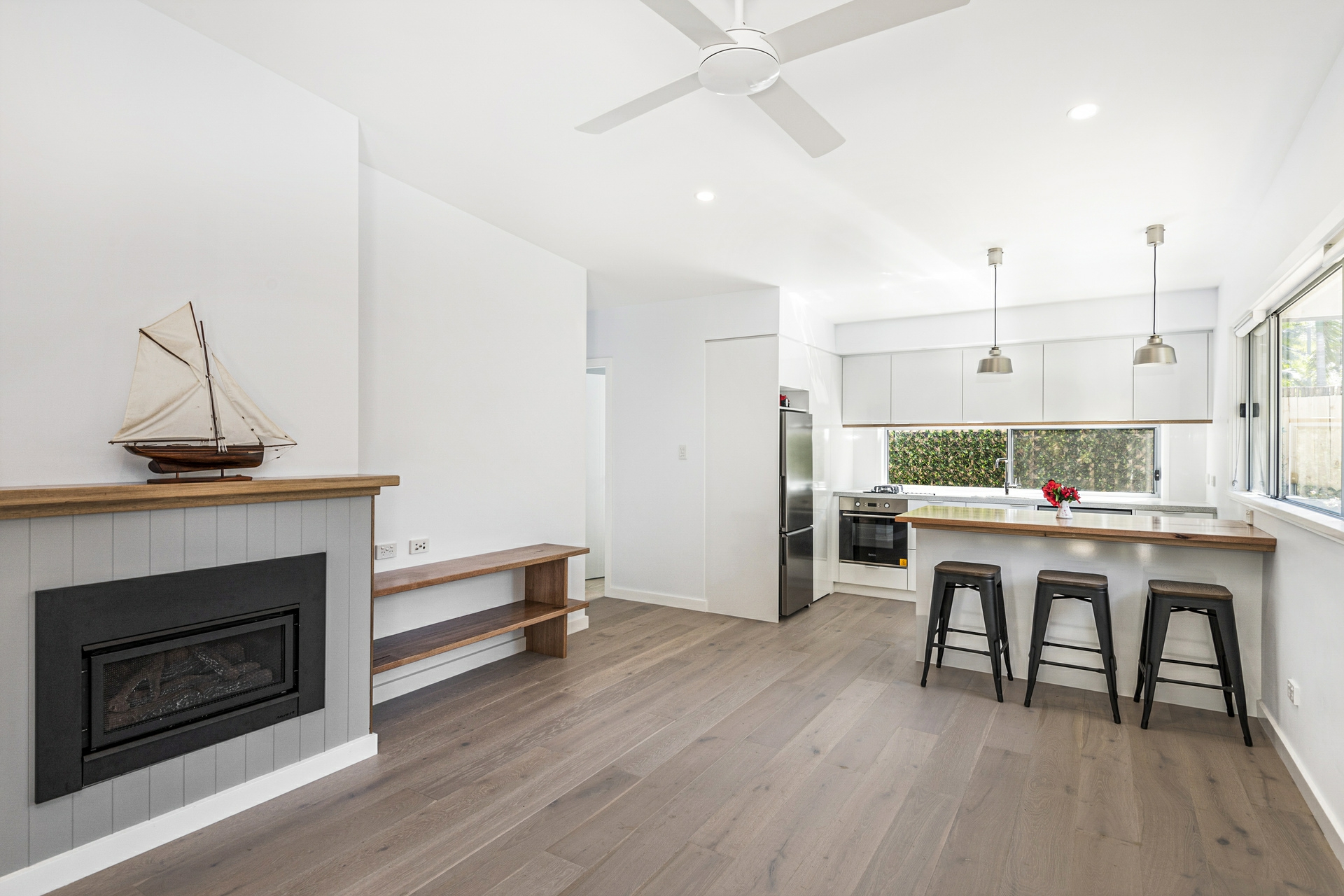 33A Wollstonecraft Avenue, AVALON BEACH