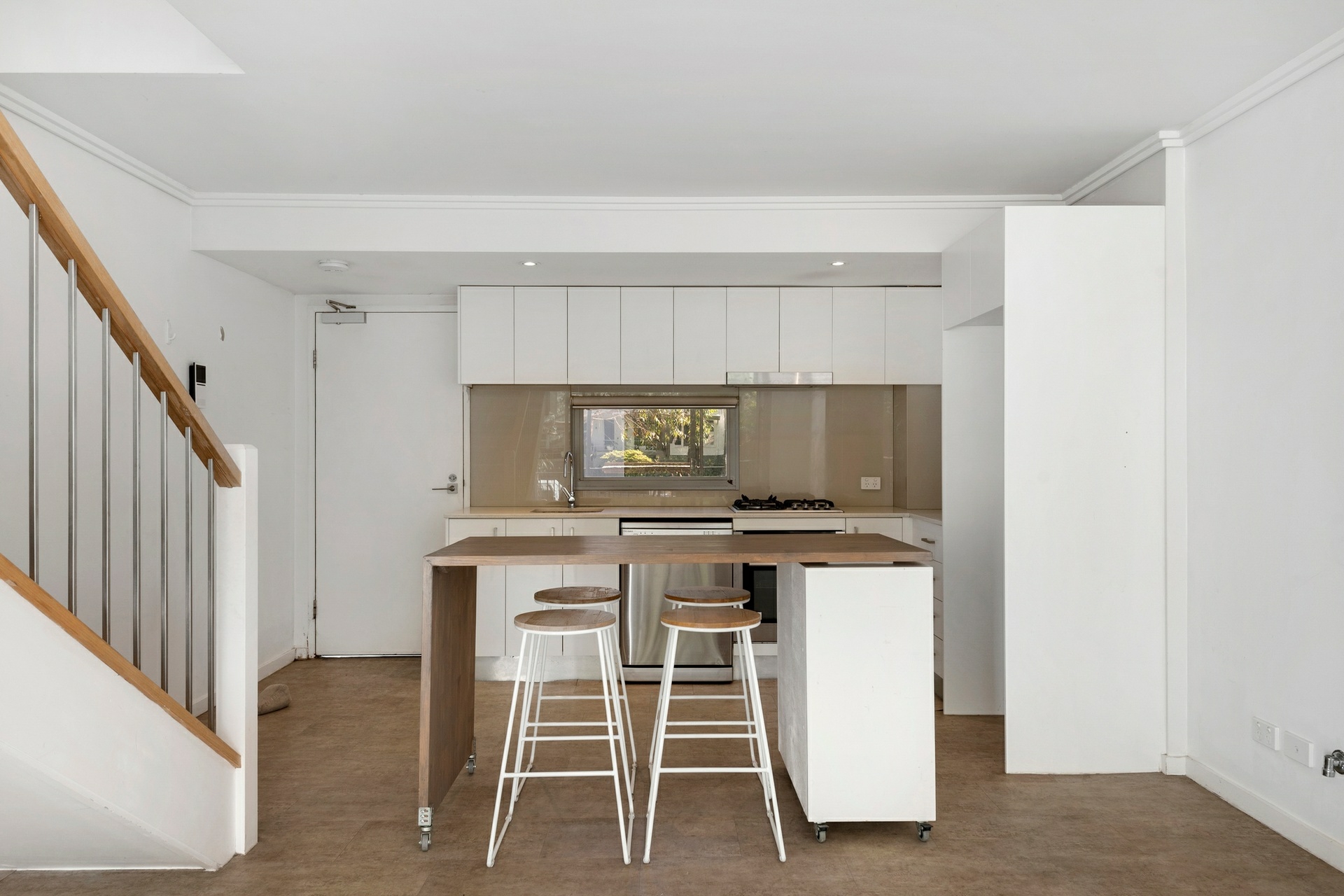 2/5-7 Careel Head Road, AVALON BEACH
