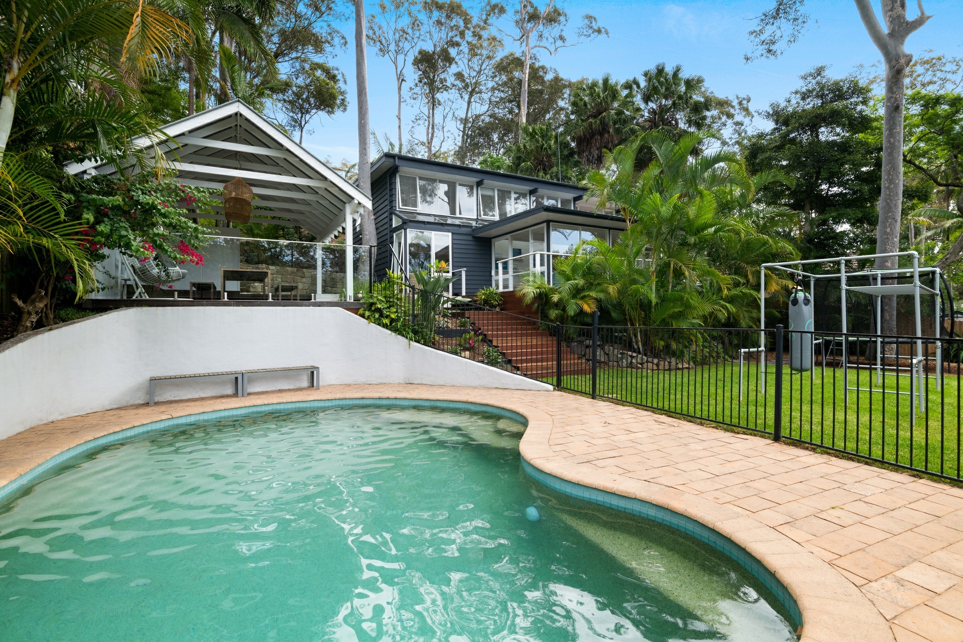 3 Chisholm Avenue, AVALON BEACH