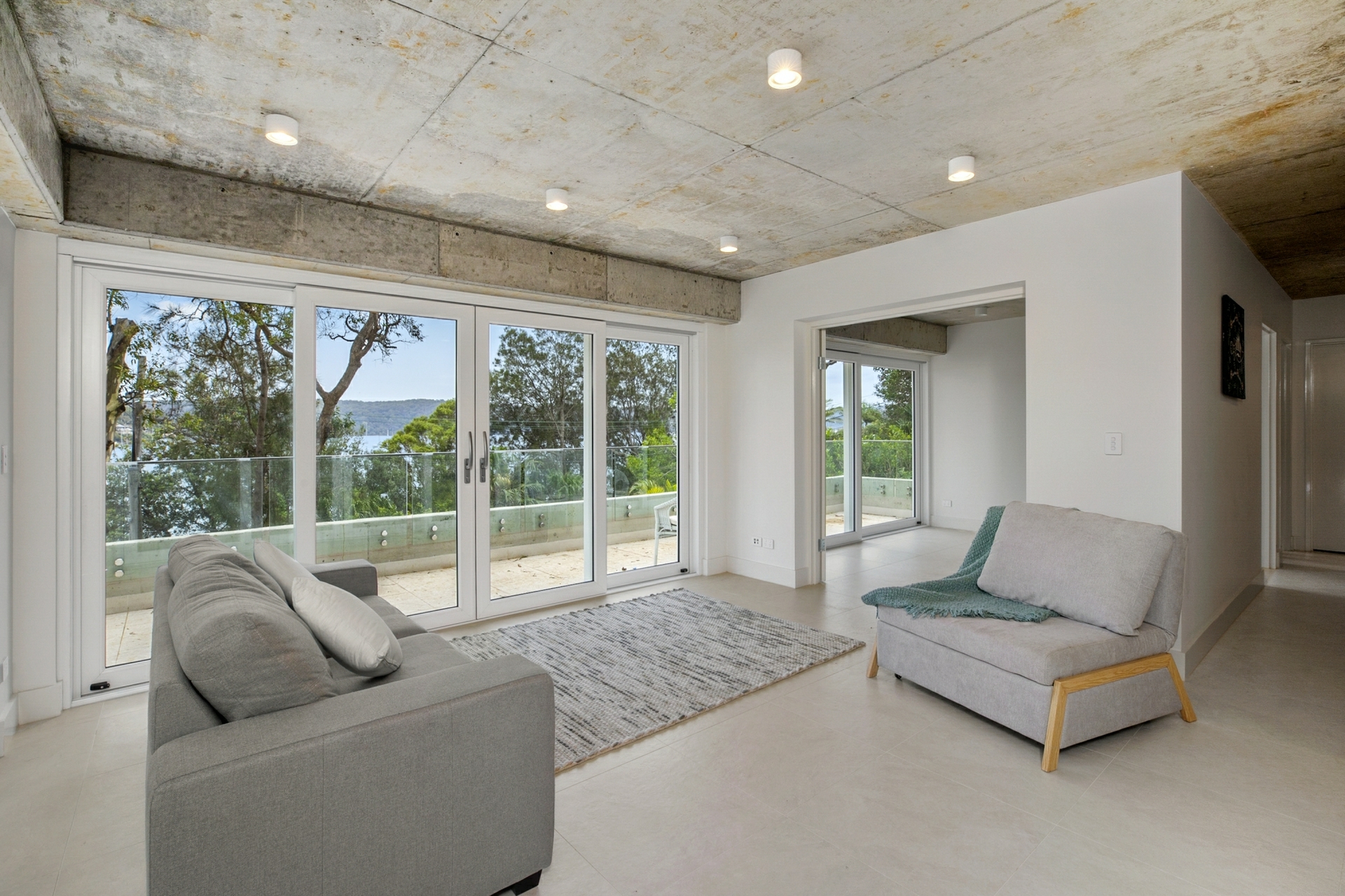 1/828 Barrenjoey Road, PALM BEACH