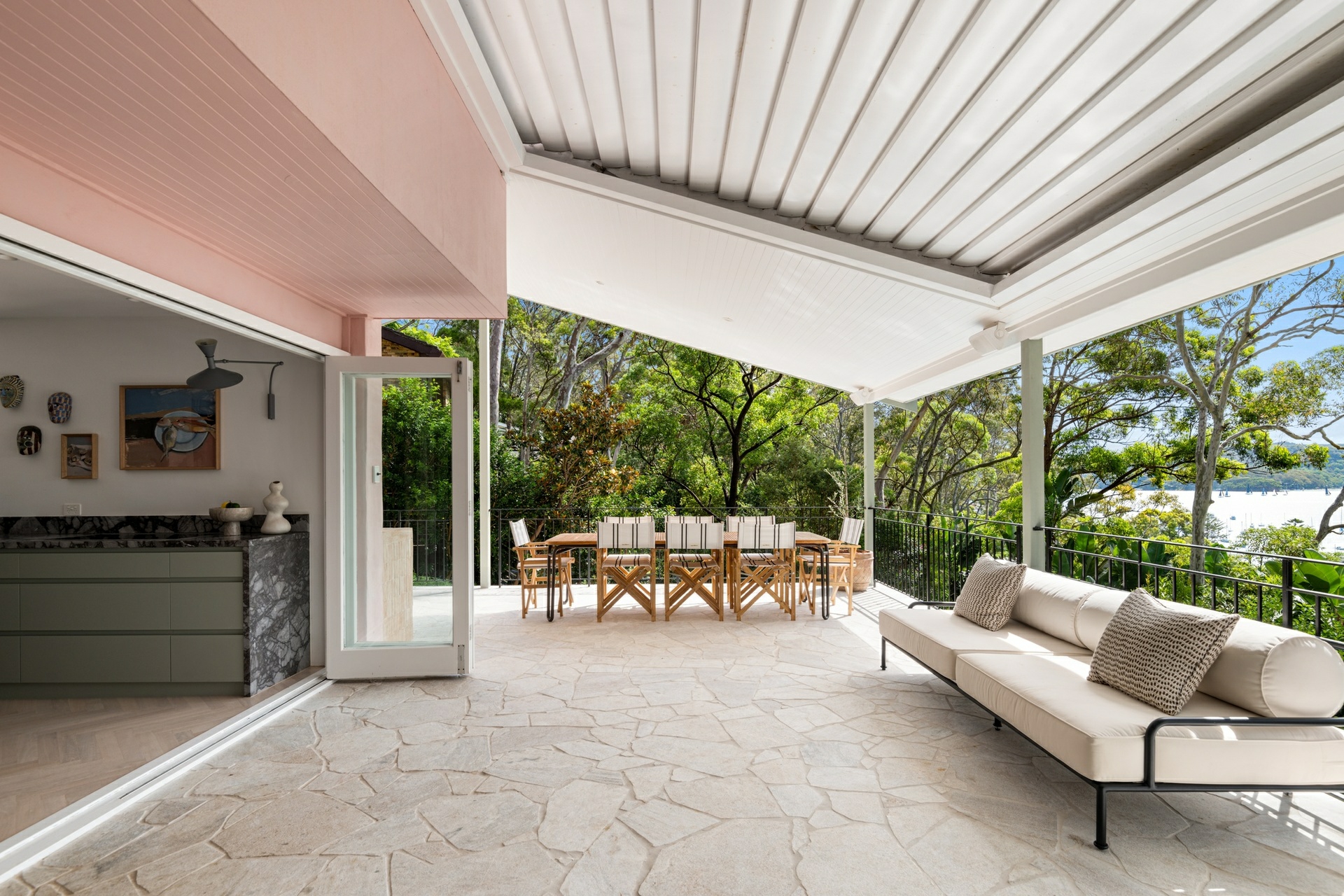 76 Hilltop Road Avalon Beach NSW - Property Details - LJ Hooker