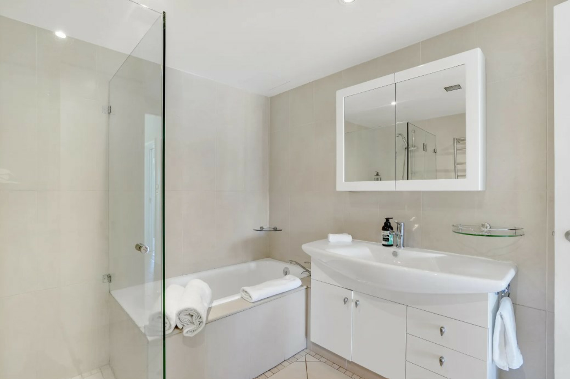 6/39 Iluka Road, PALM BEACH