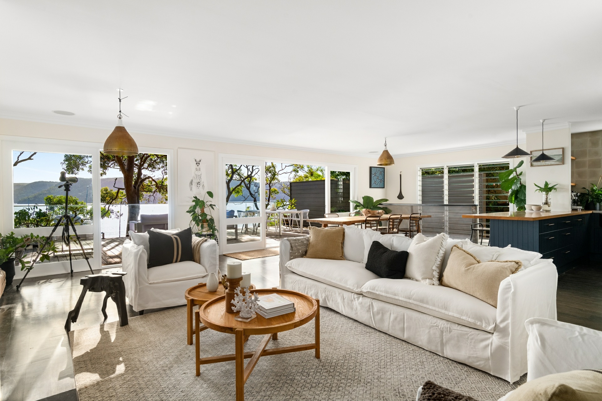 8 Paradise Avenue, AVALON BEACH