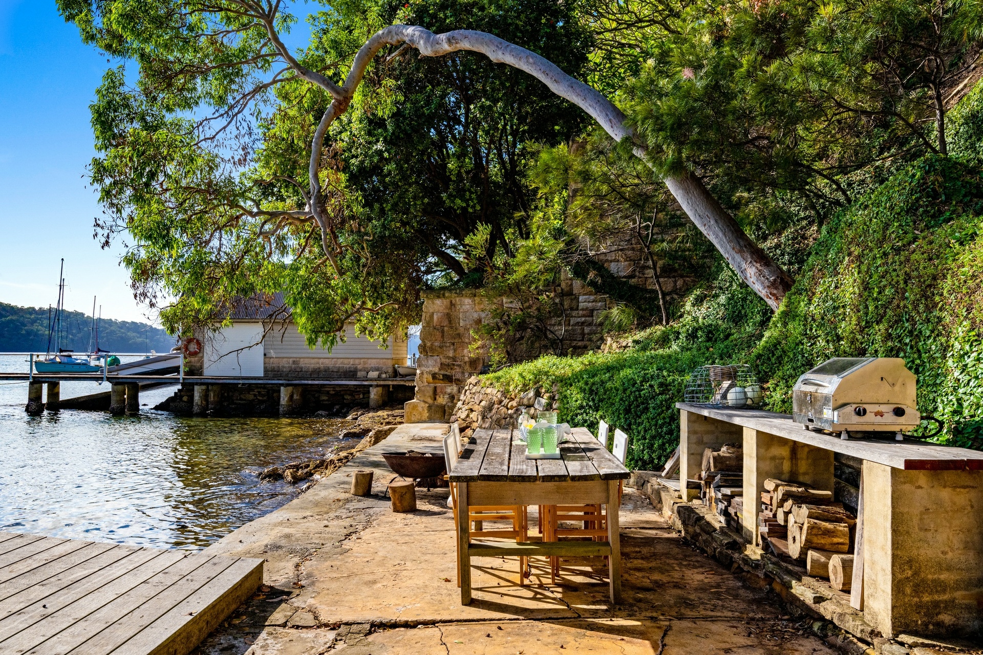 8 Paradise Avenue, AVALON BEACH
