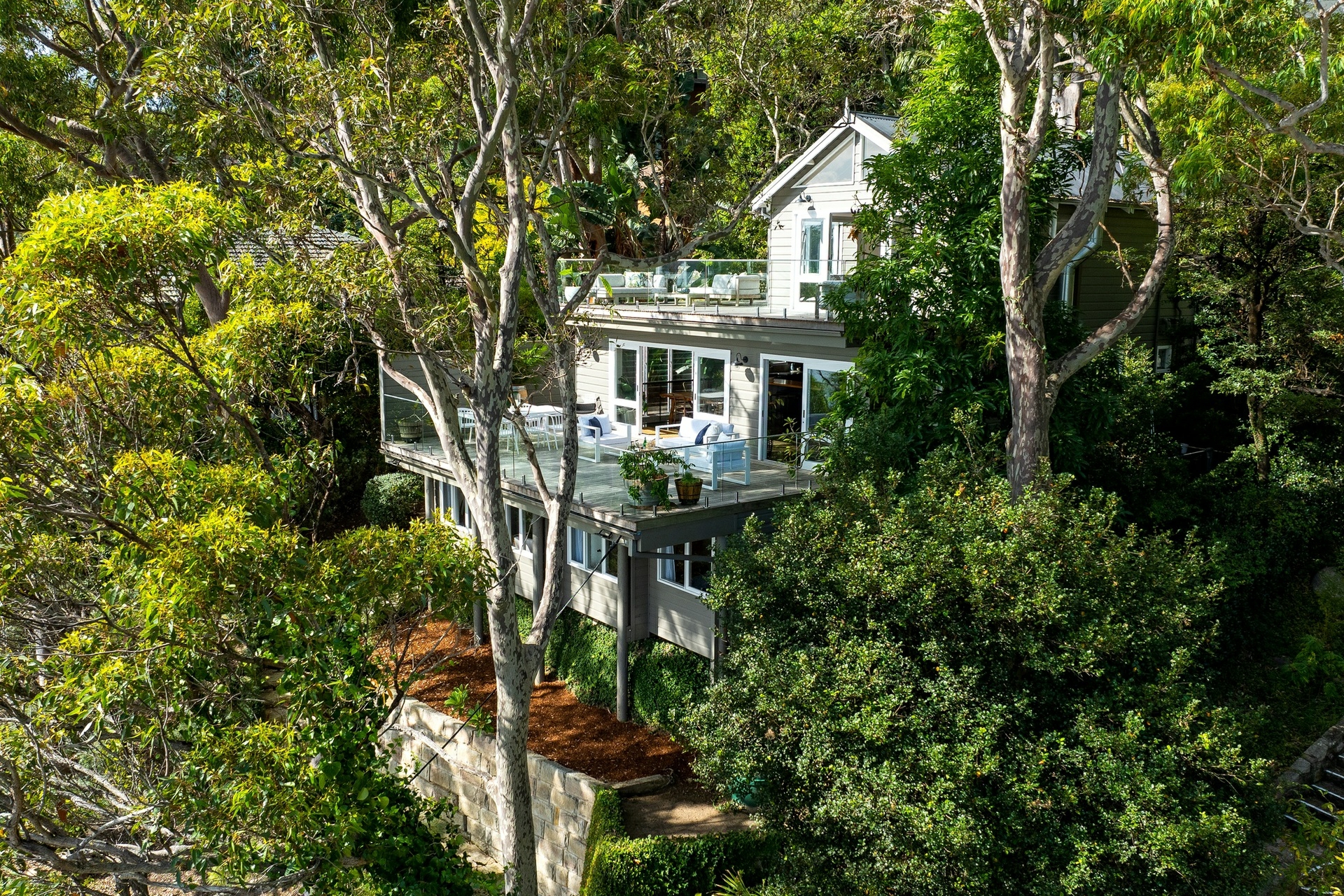 8 Paradise Avenue, AVALON BEACH