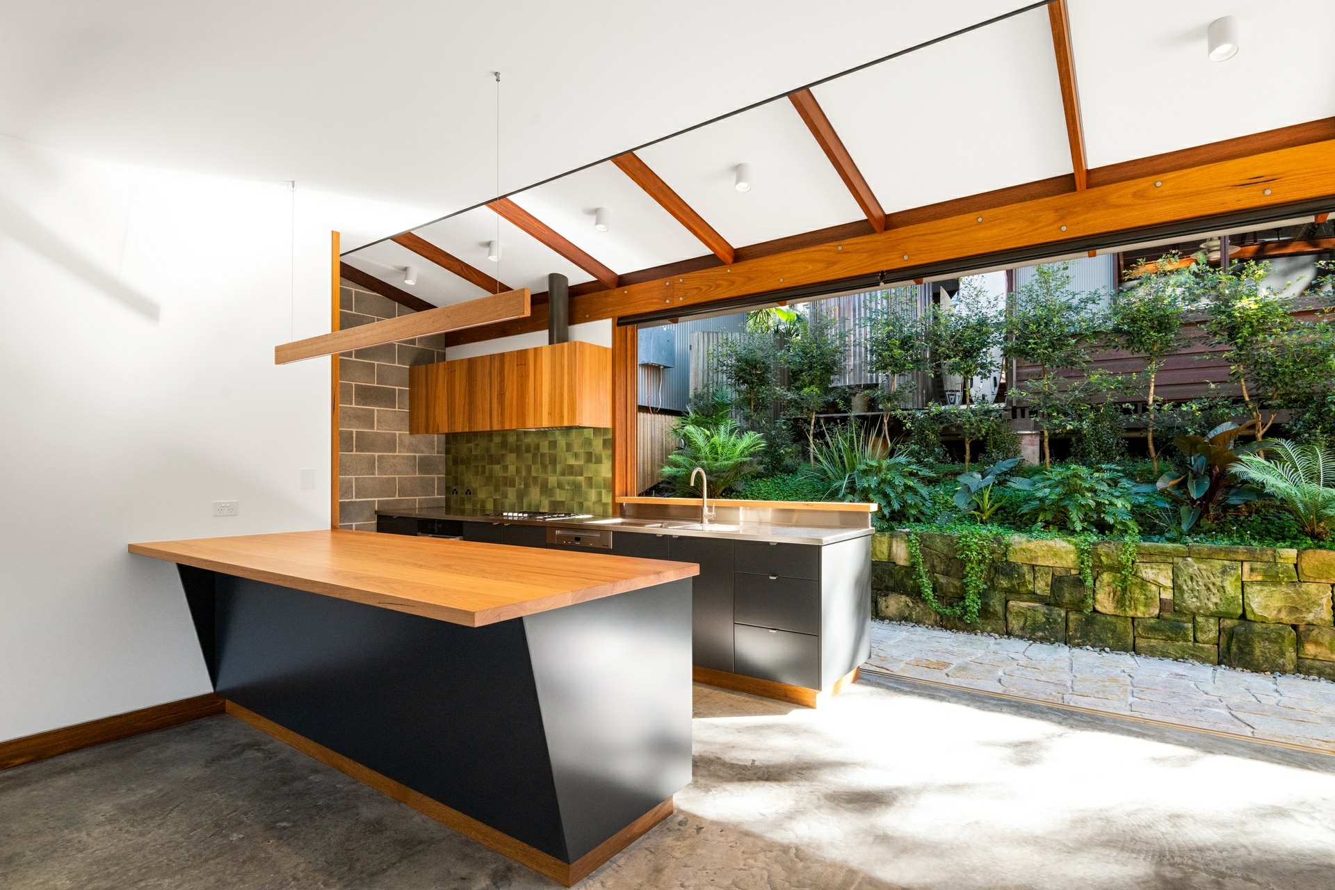 3B Wickham Lane, AVALON BEACH