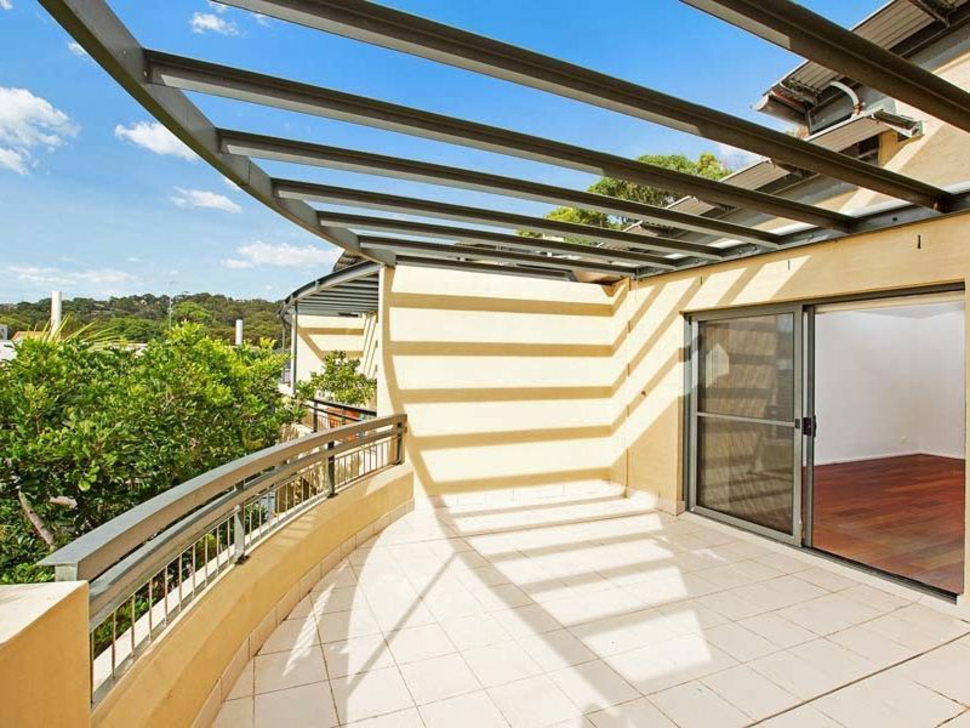 27/17-19 Old Barrenjoey Road, AVALON BEACH