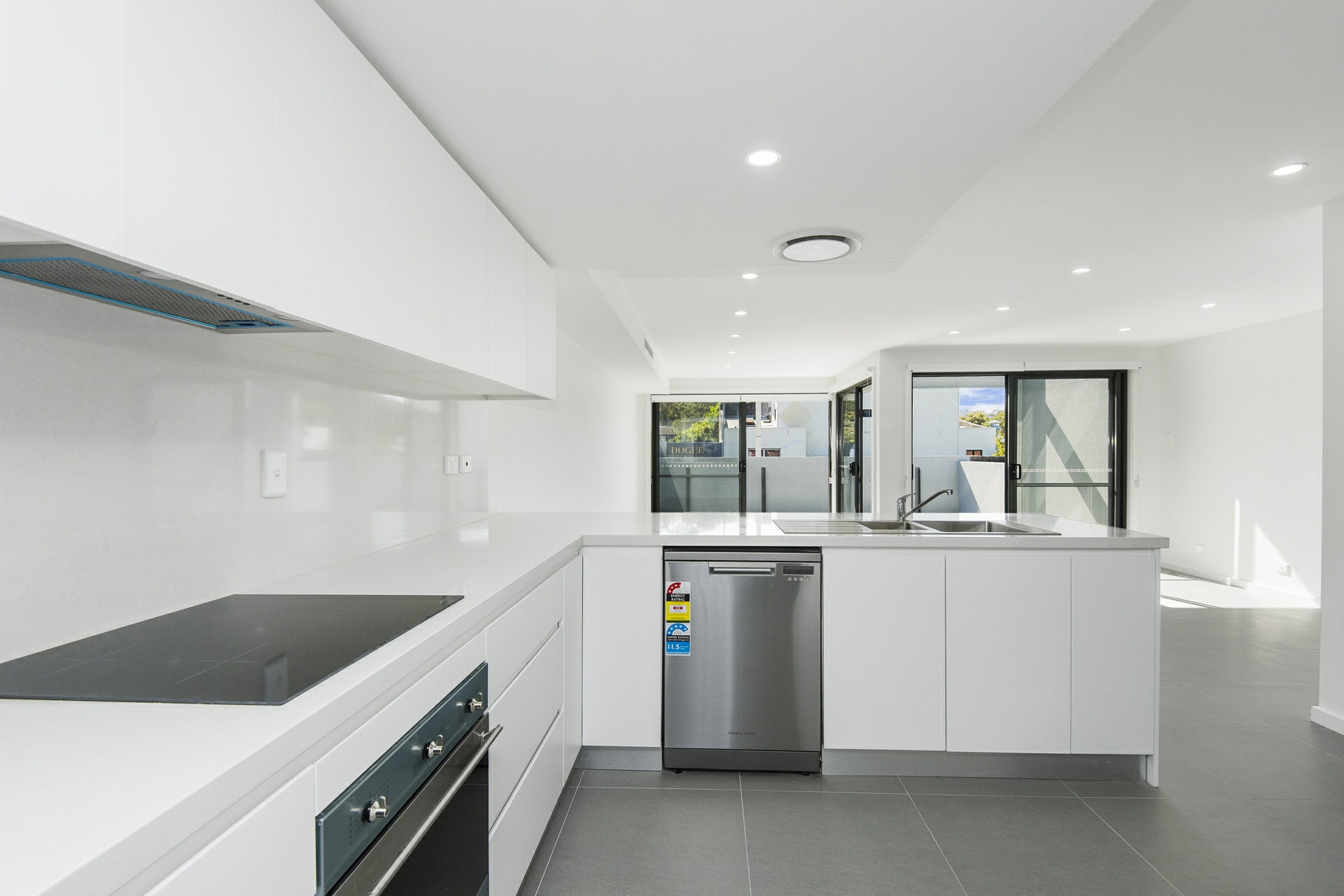 2/66 Old Barrenjoey Road, AVALON BEACH
