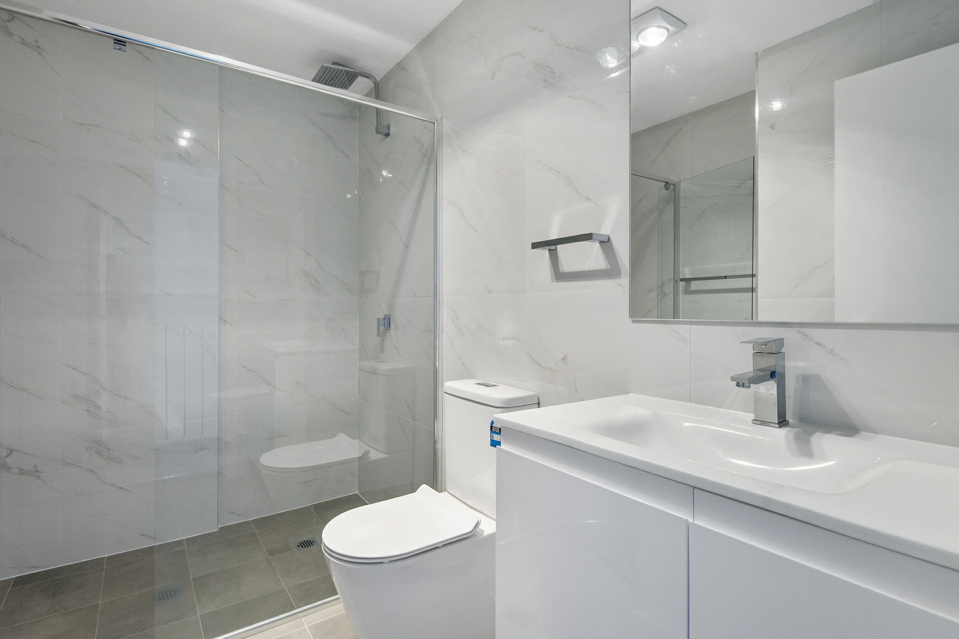 2/66 Old Barrenjoey Road, AVALON BEACH