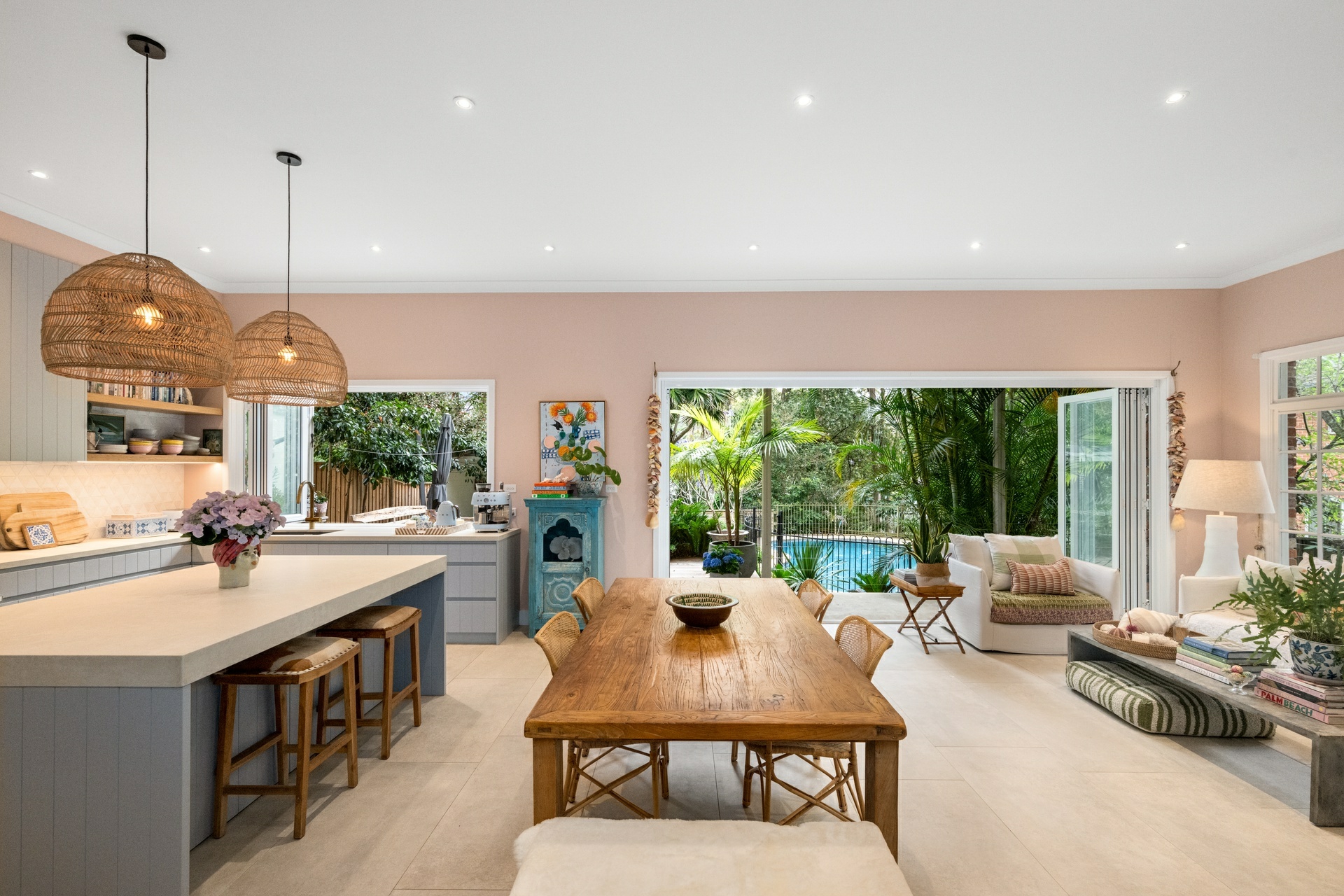 6 Coolawin Road, AVALON BEACH