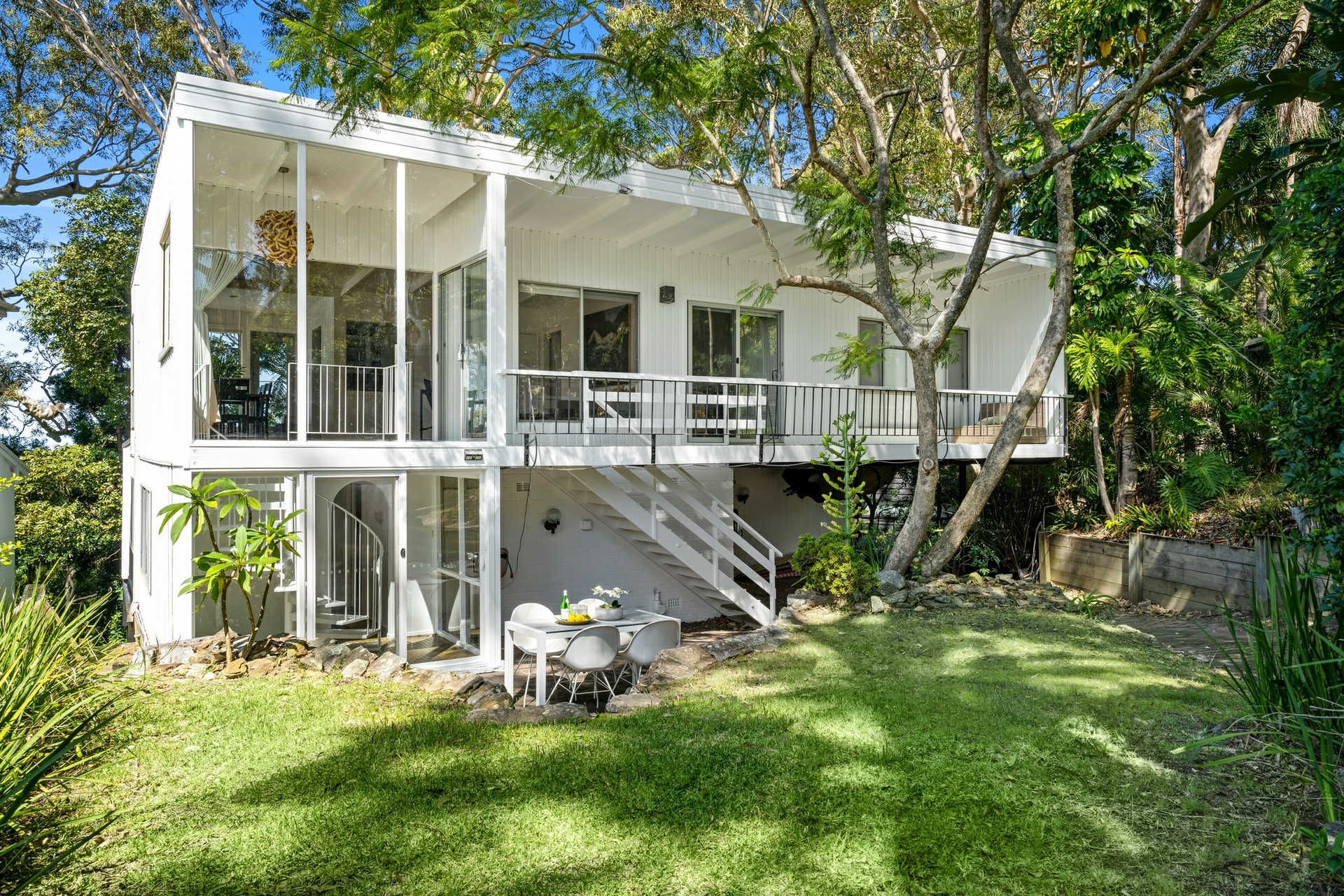 86 Riviera Avenue, Avalon Beach