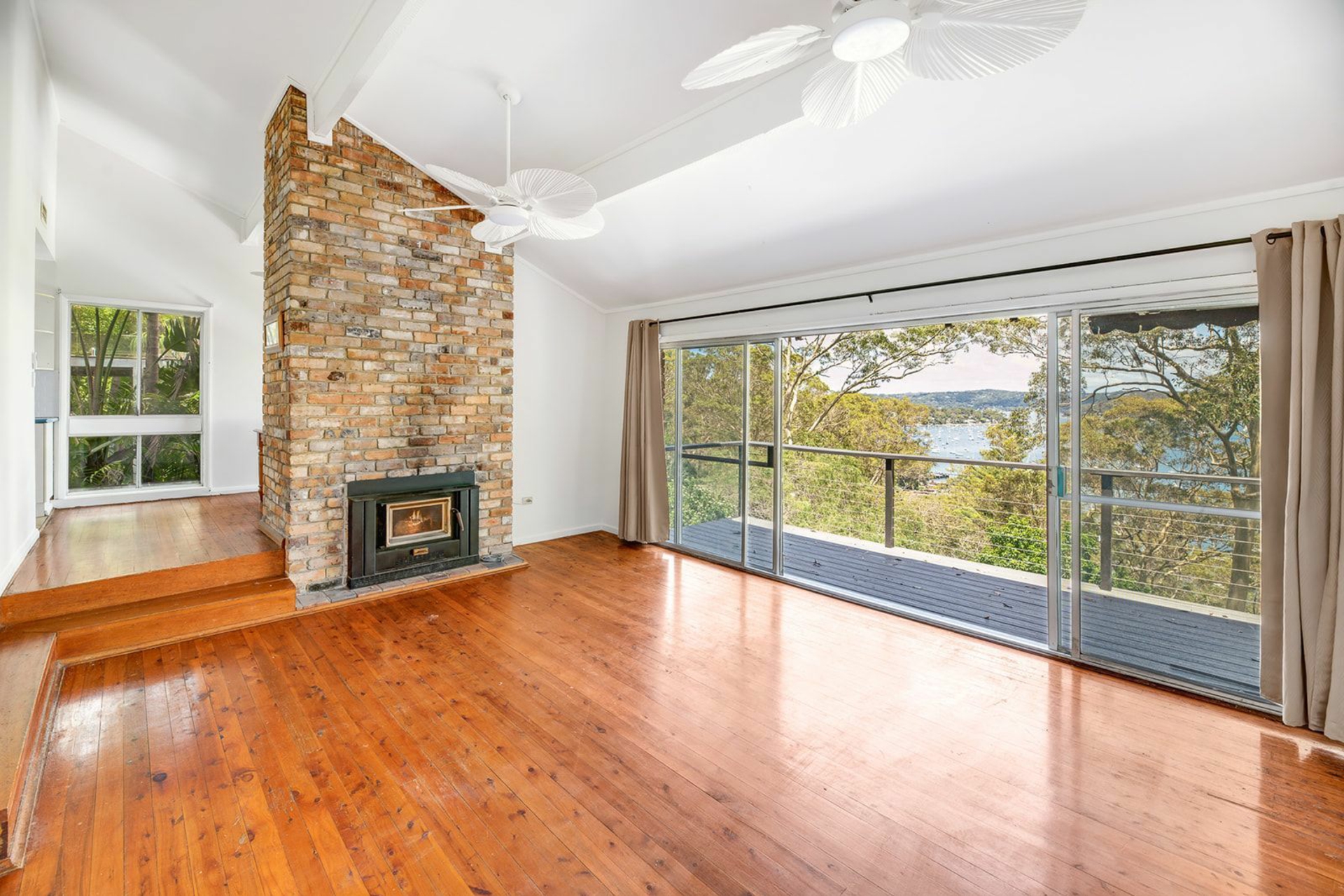 64 Trappers Way, AVALON BEACH