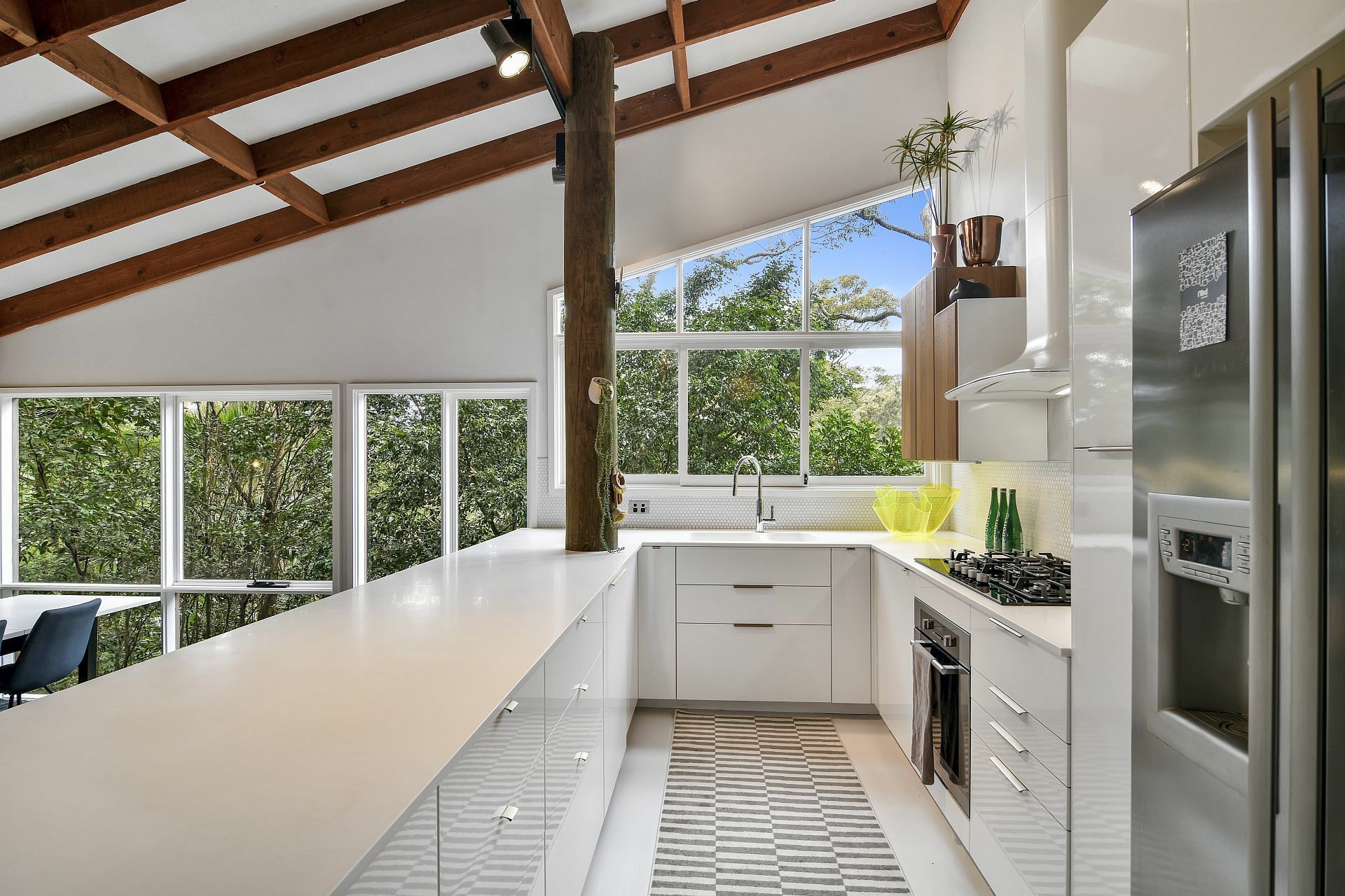 5 Elizabeth Street, AVALON BEACH